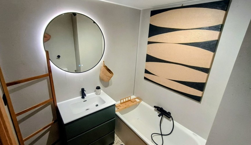 Återförsäljning - Apartment -
Guardamar del Segura - Costa Blanca