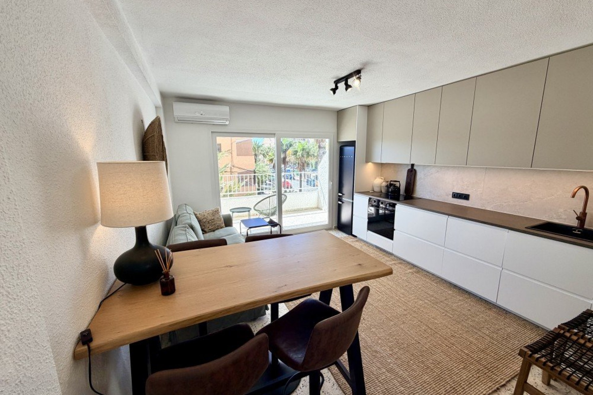Återförsäljning - Apartment -
Guardamar del Segura - Costa Blanca