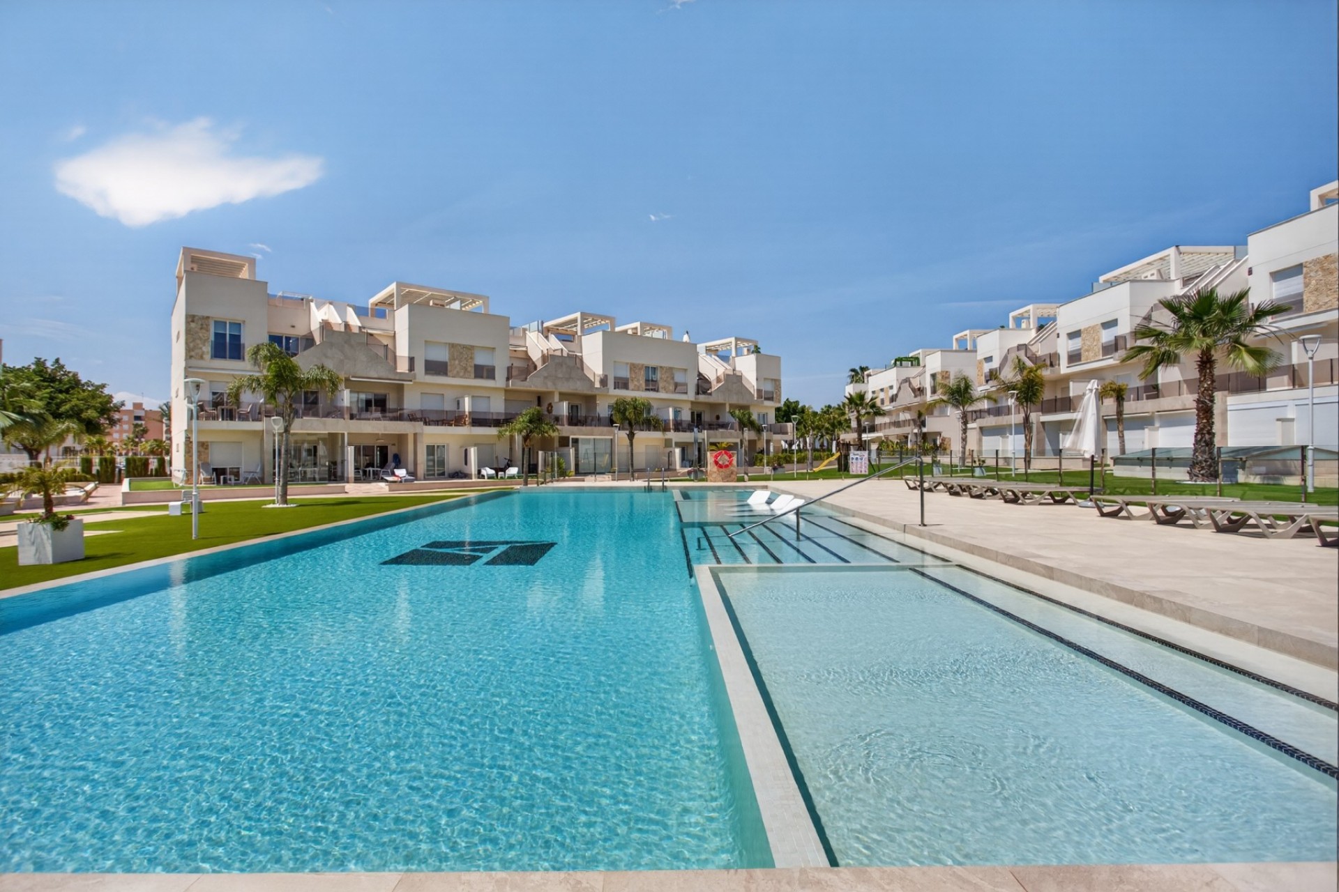 Återförsäljning - Apartment -
Guardamar del Segura - Costa Blanca