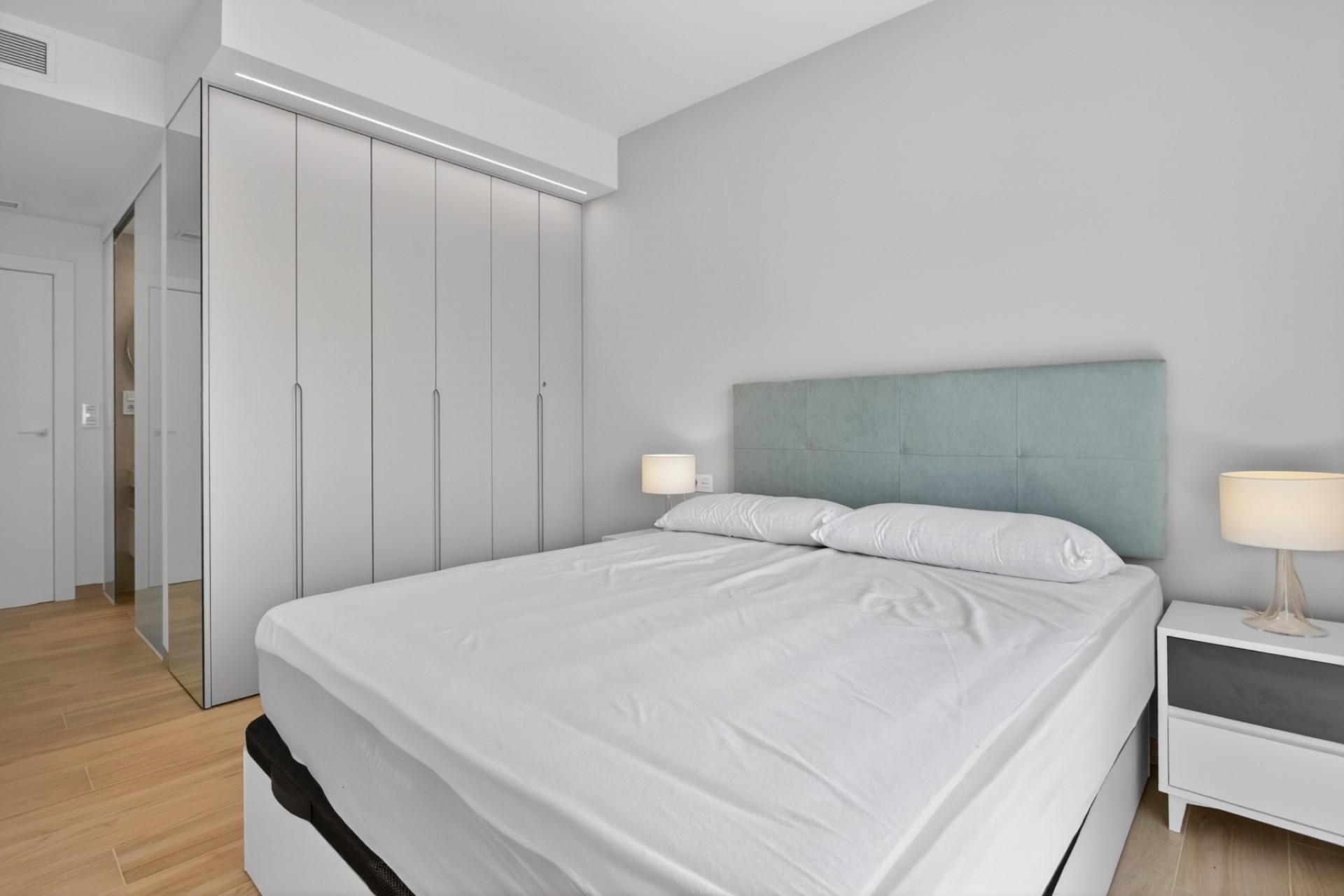 Återförsäljning - Apartment -
Guardamar del Segura - Costa Blanca