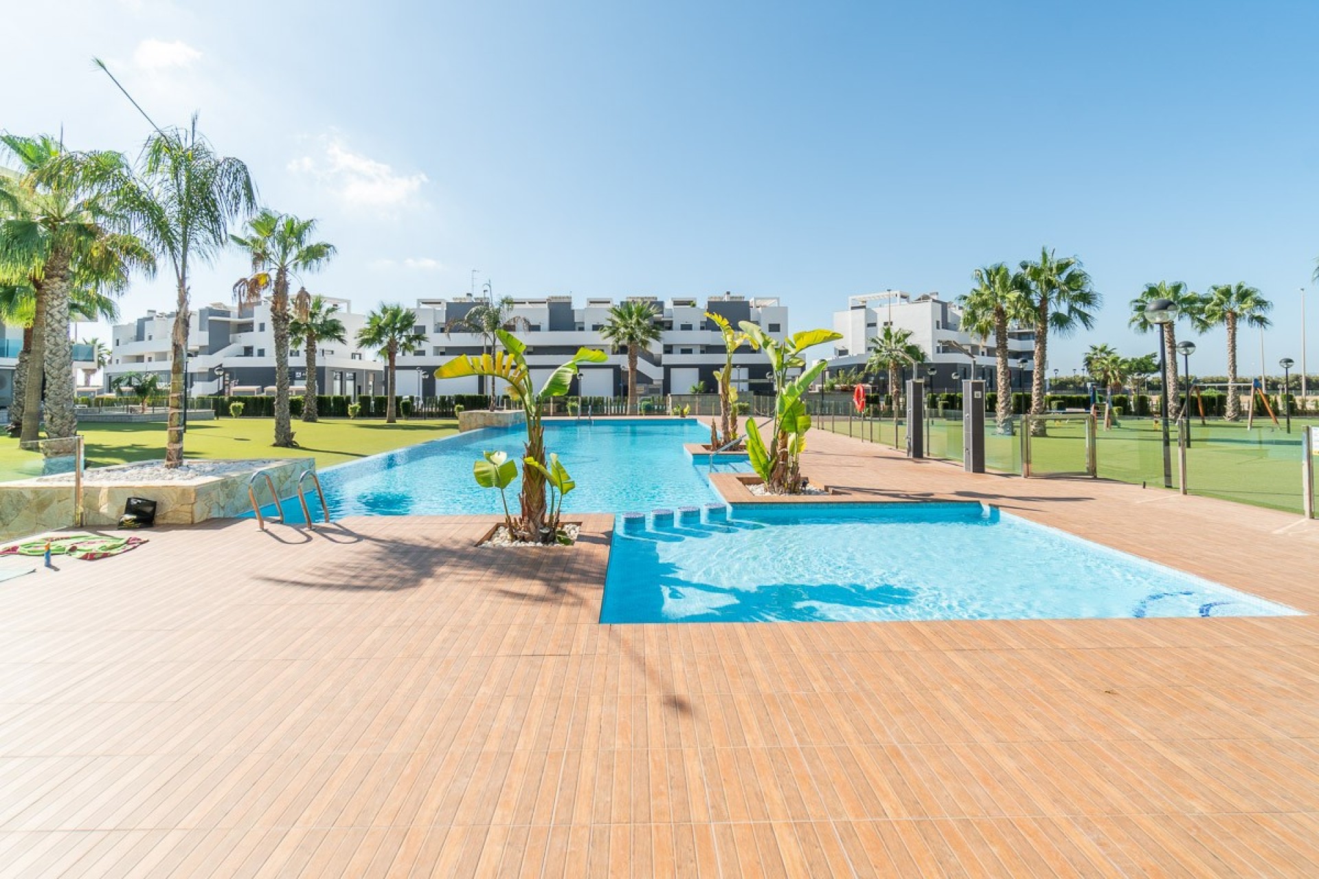 Återförsäljning - Apartment -
Guardamar del Segura - Costa Blanca
