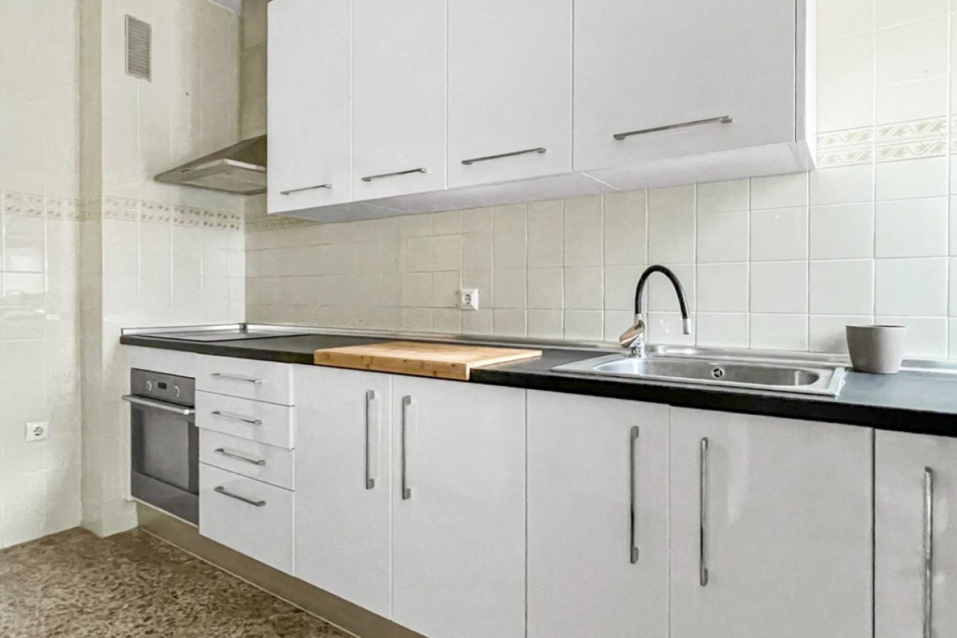 Återförsäljning - Apartment -
Guardamar del Segura - Costa Blanca