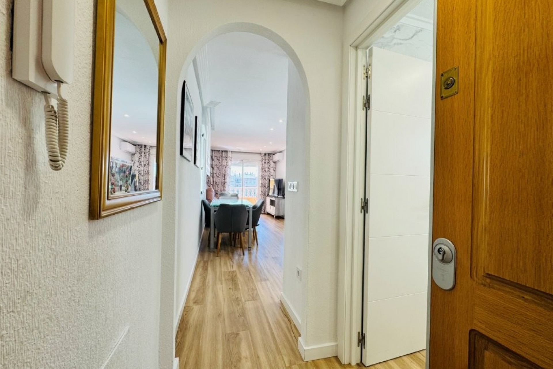 Återförsäljning - Apartment -
Guardamar del Segura - Costa Blanca
