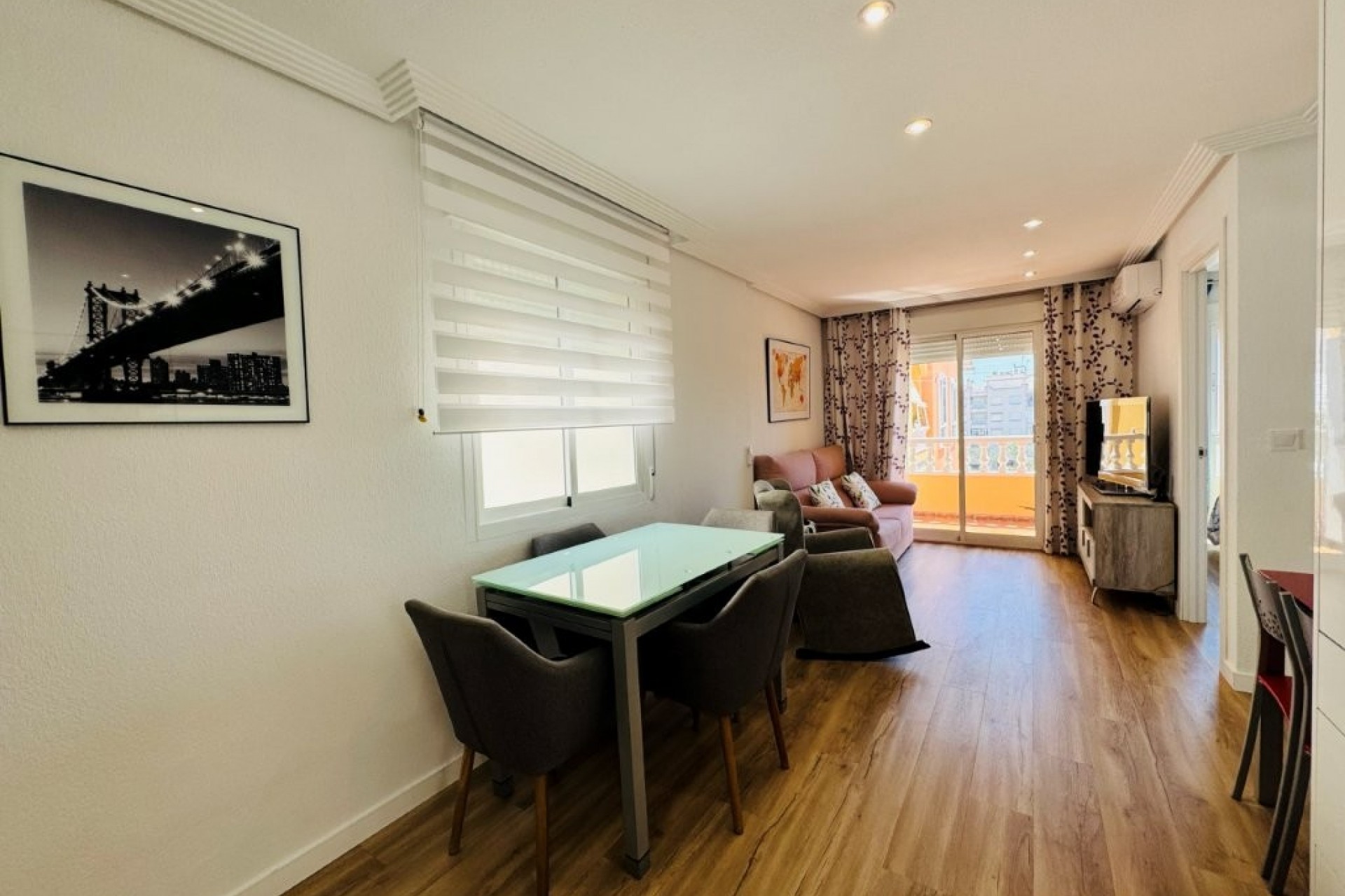 Återförsäljning - Apartment -
Guardamar del Segura - Costa Blanca
