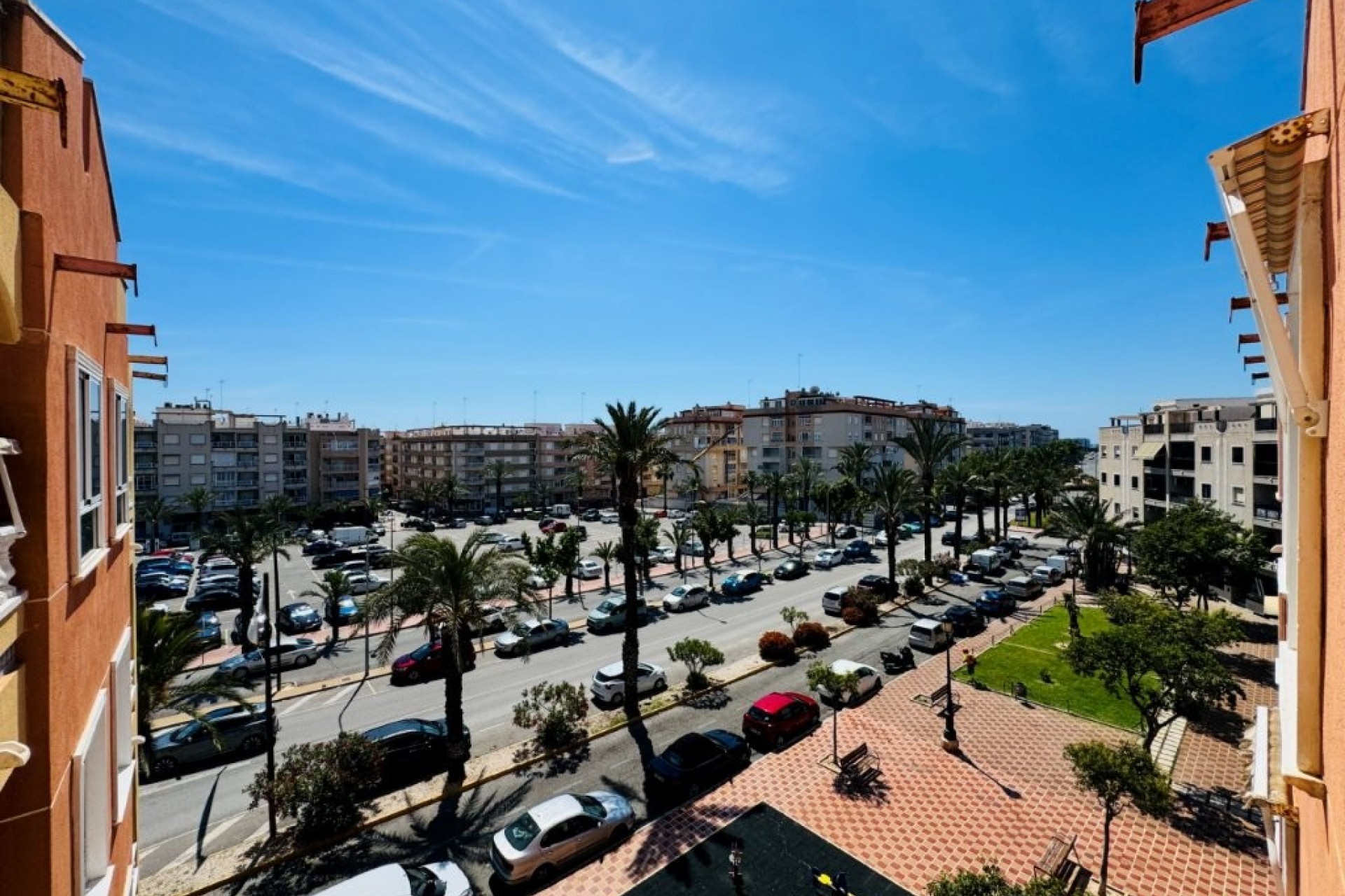 Återförsäljning - Apartment -
Guardamar del Segura - Costa Blanca