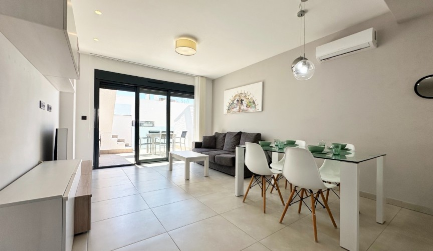 Återförsäljning - Apartment -
Guardamar del Segura - Costa Blanca