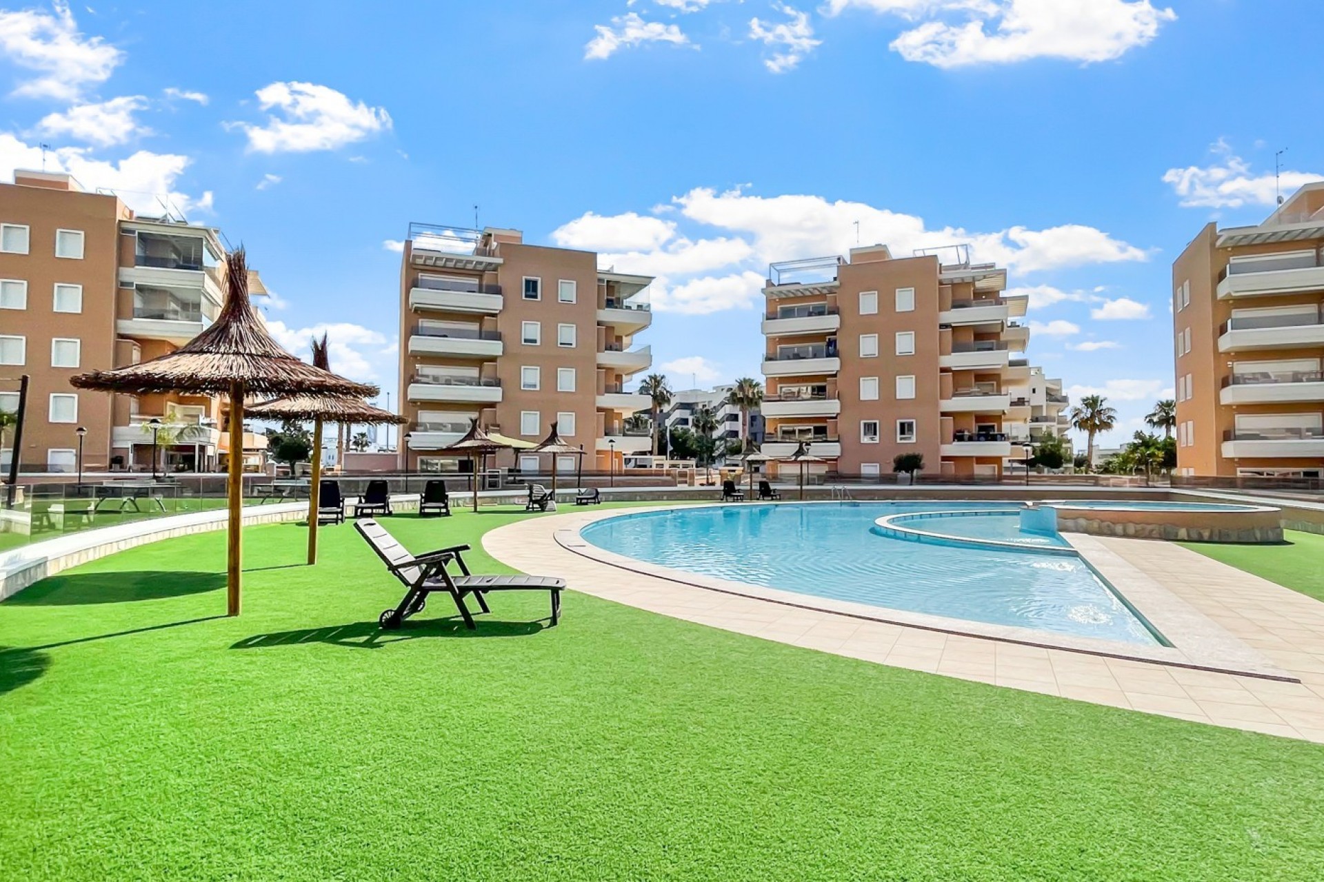 Återförsäljning - Apartment -
Guardamar del Segura - Costa Blanca