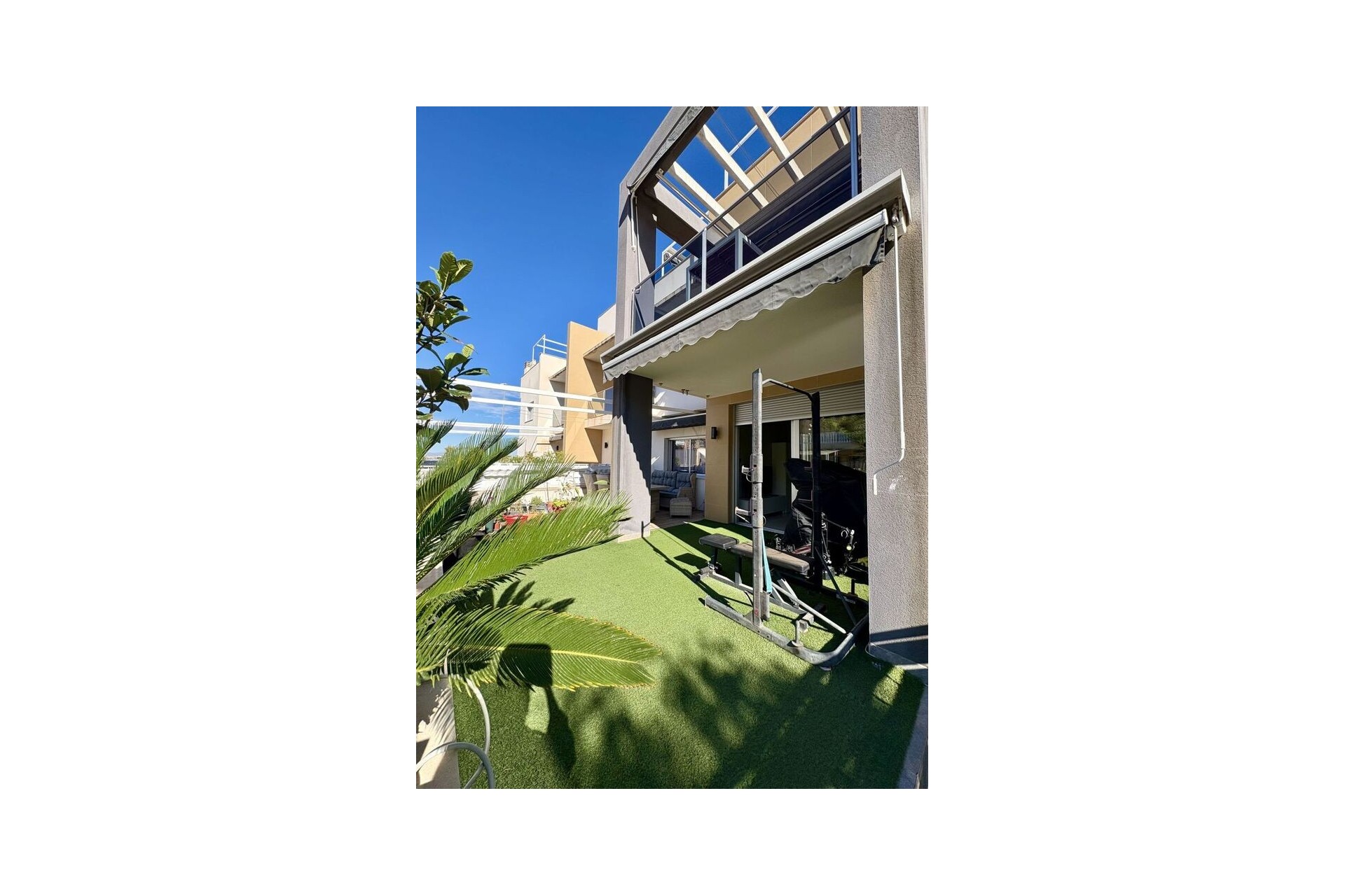 Återförsäljning - Apartment -
Guardamar del Segura - Costa Blanca