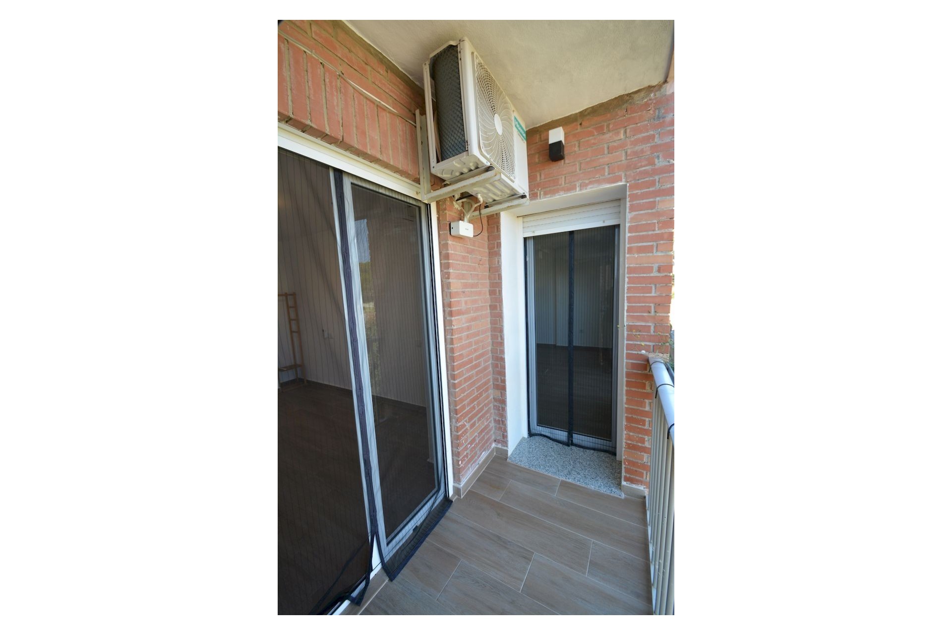 Återförsäljning - Apartment -
Guardamar del Segura - Costa Blanca