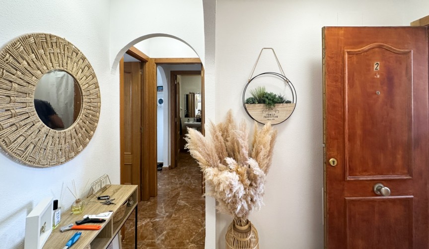 Återförsäljning - Apartment -
Guardamar del Segura - Costa Blanca