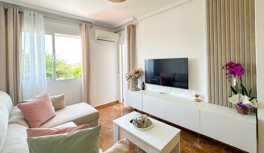 Återförsäljning - Apartment -
Guardamar del Segura - Costa Blanca