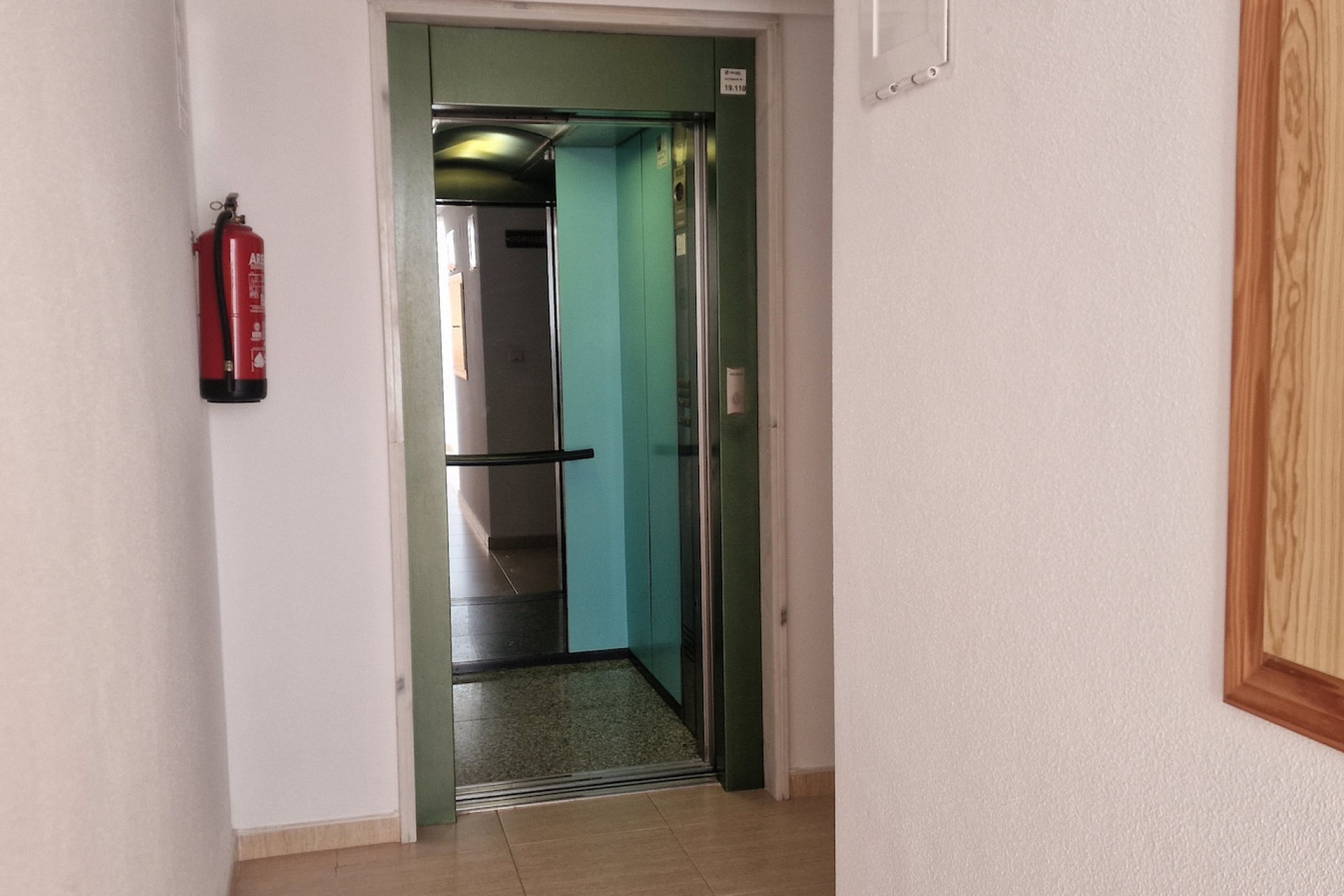 Återförsäljning - Apartment -
Guardamar del Segura - Costa Blanca