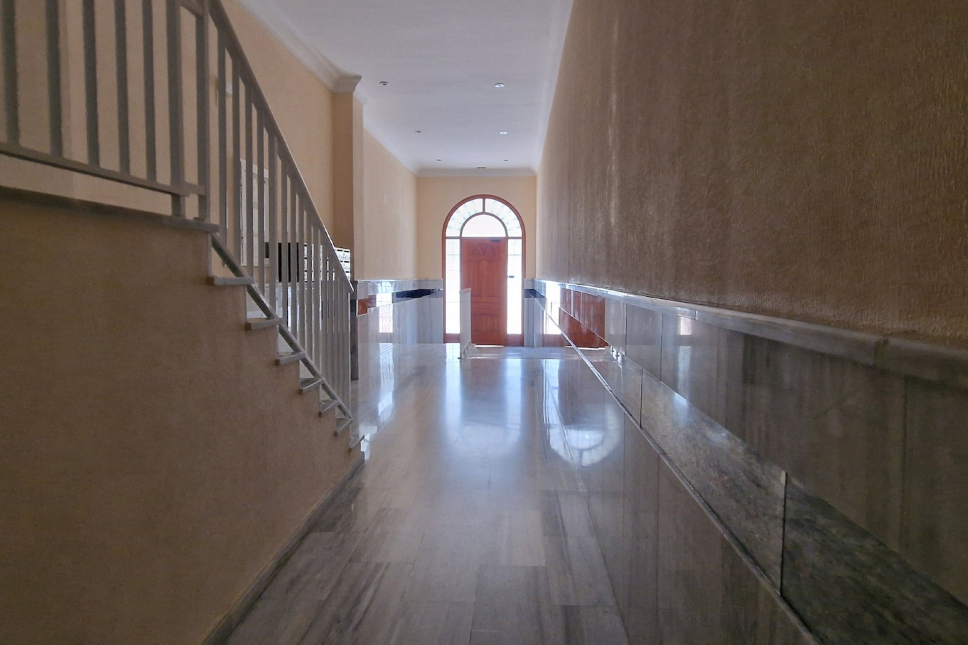 Återförsäljning - Apartment -
Guardamar del Segura - Costa Blanca