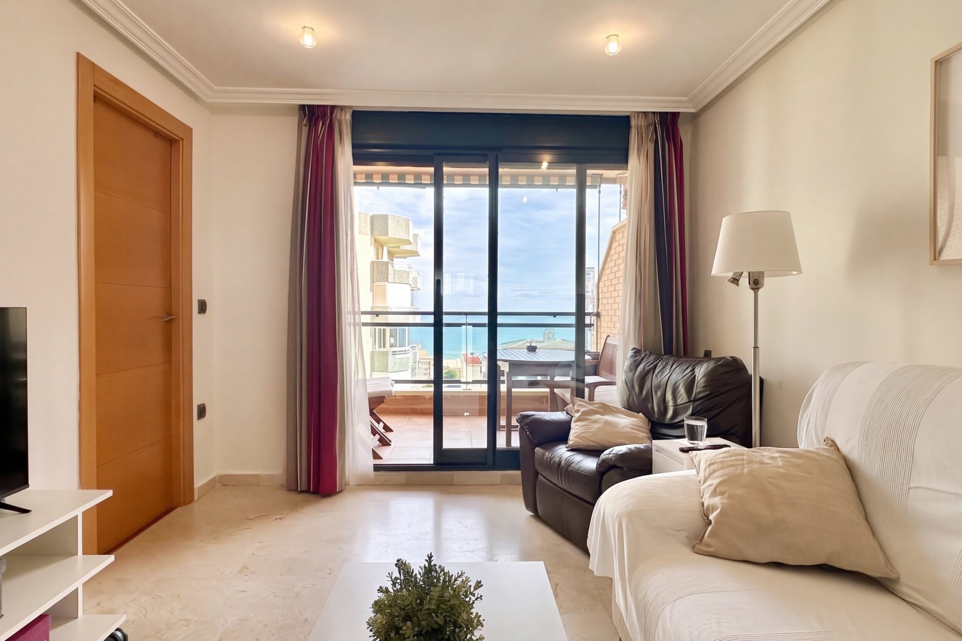 Återförsäljning - Apartment -
Guardamar del Segura - Costa Blanca