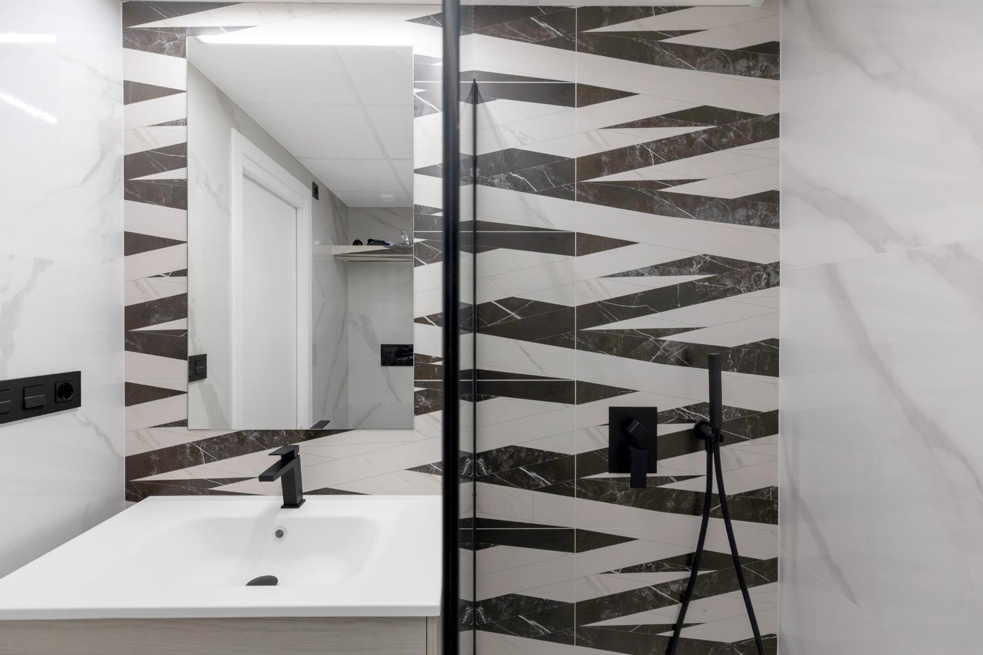 Återförsäljning - Apartment -
Guardamar del Segura - El Raso