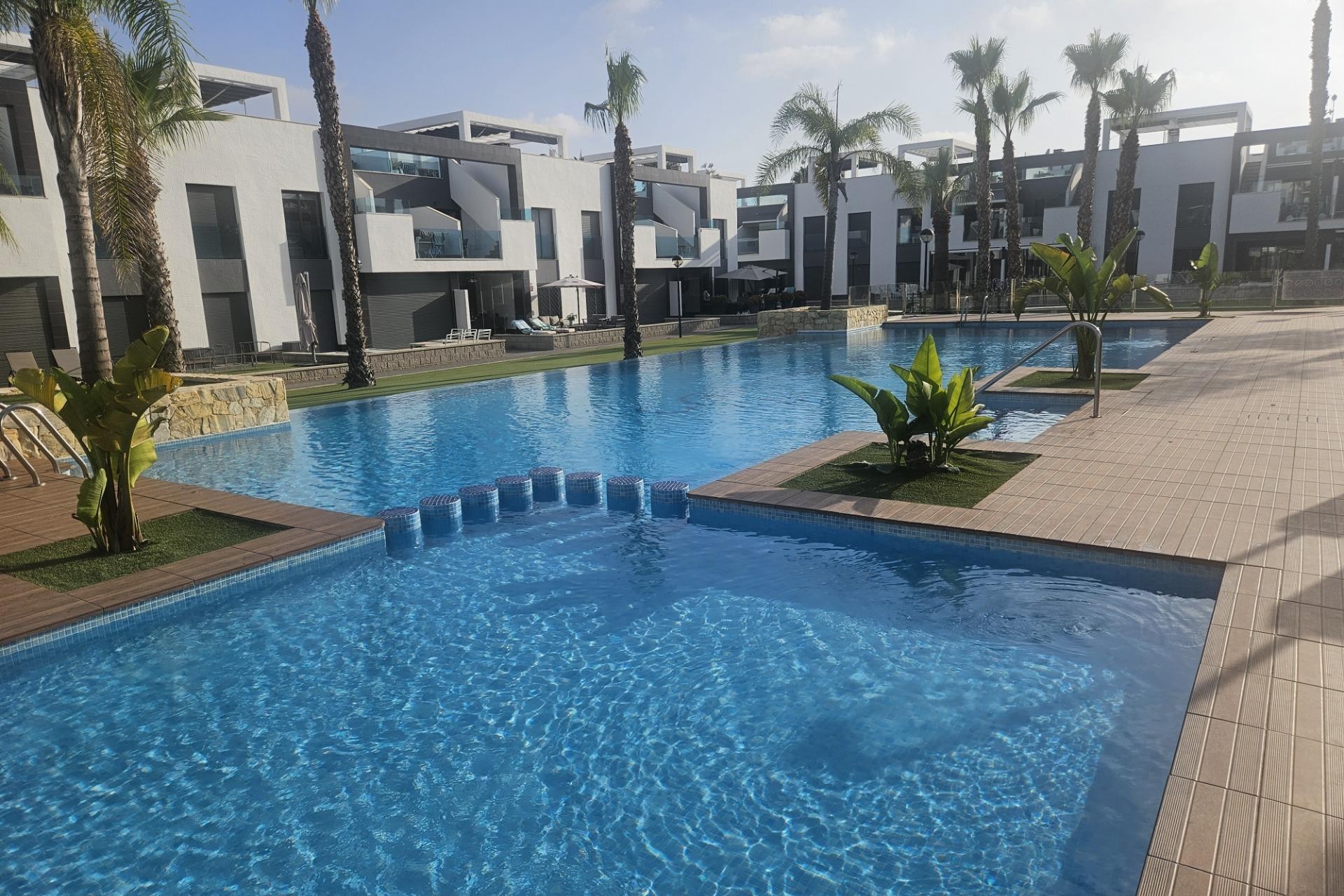Återförsäljning - Apartment -
Guardamar del Segura - El Raso