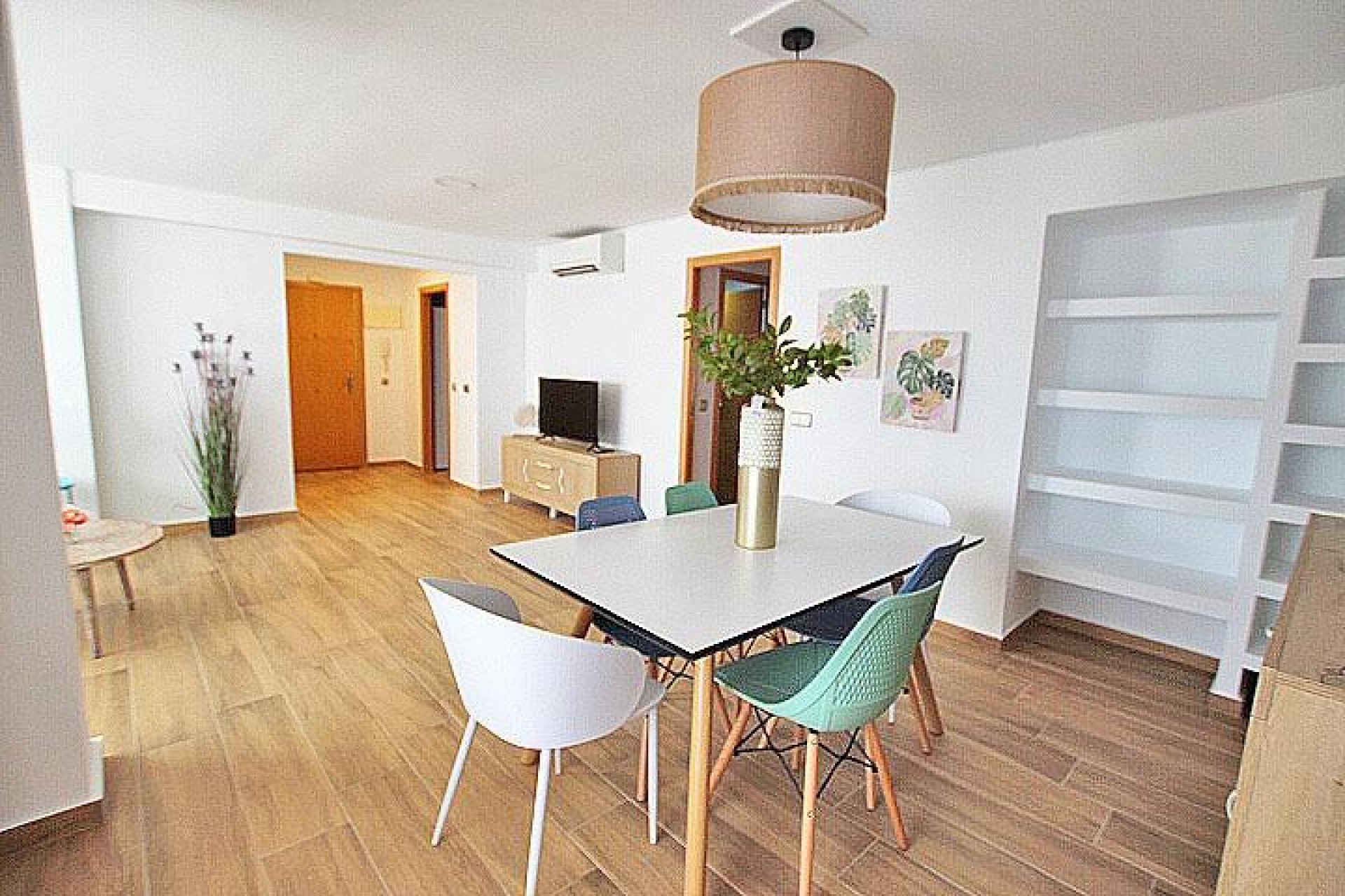 Återförsäljning - Apartment -
Guardamar del Segura - Pueblo