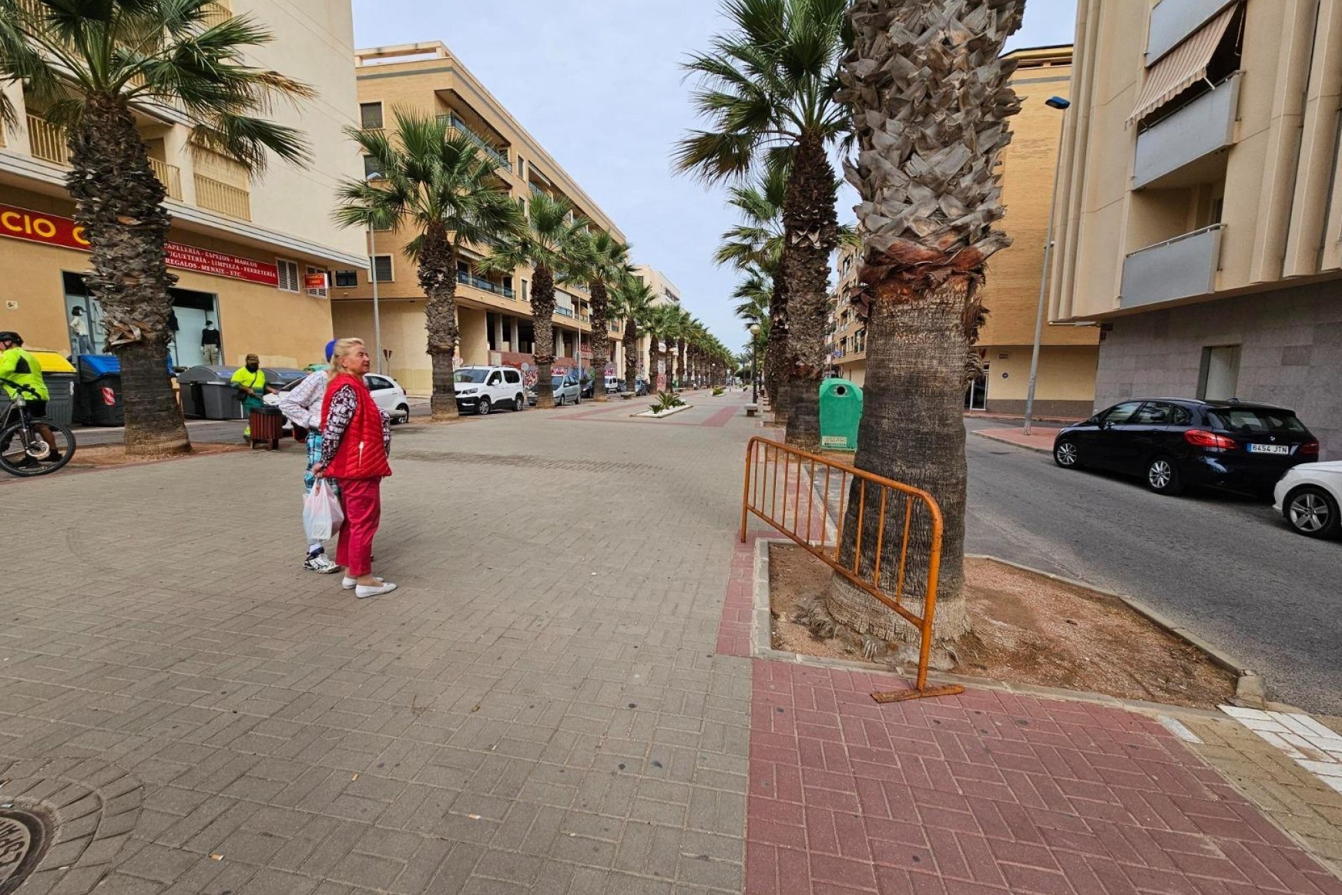 Återförsäljning - Apartment -
Guardamar del Segura - Pueblo