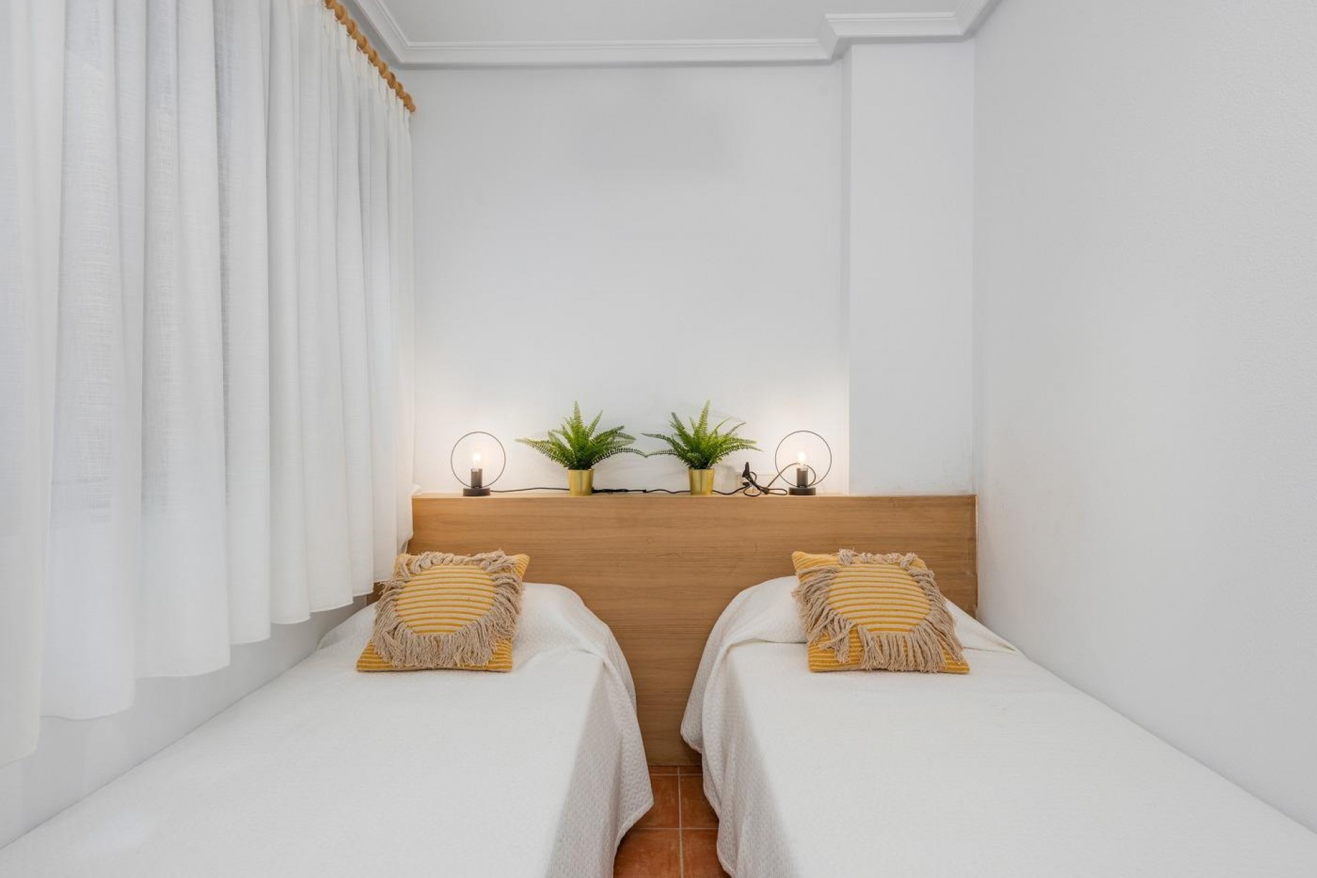 Återförsäljning - Apartment -
Guardamar del Segura - Pueblo