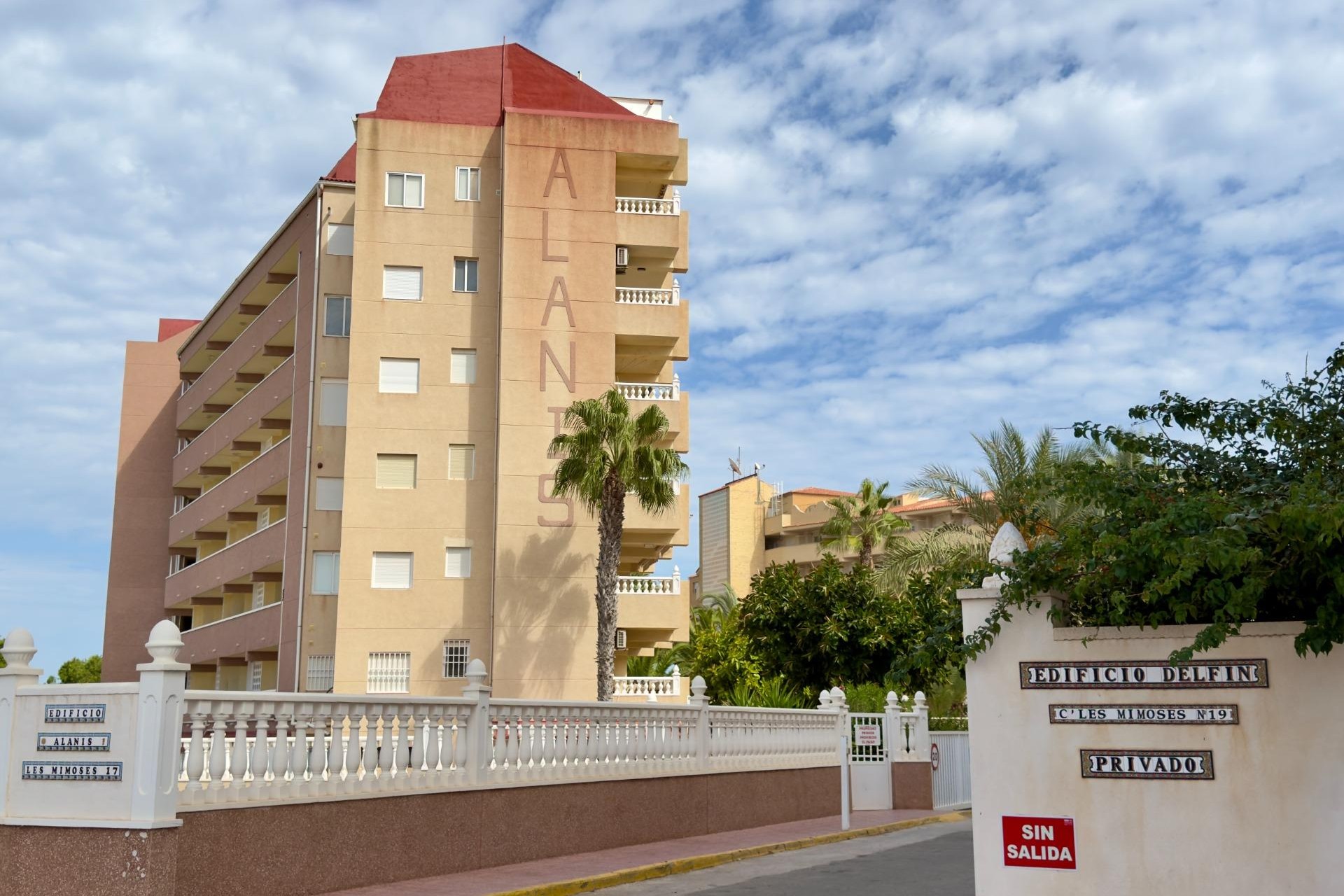 Återförsäljning - Apartment -
Guardamar del Segura - Urbanizaciones