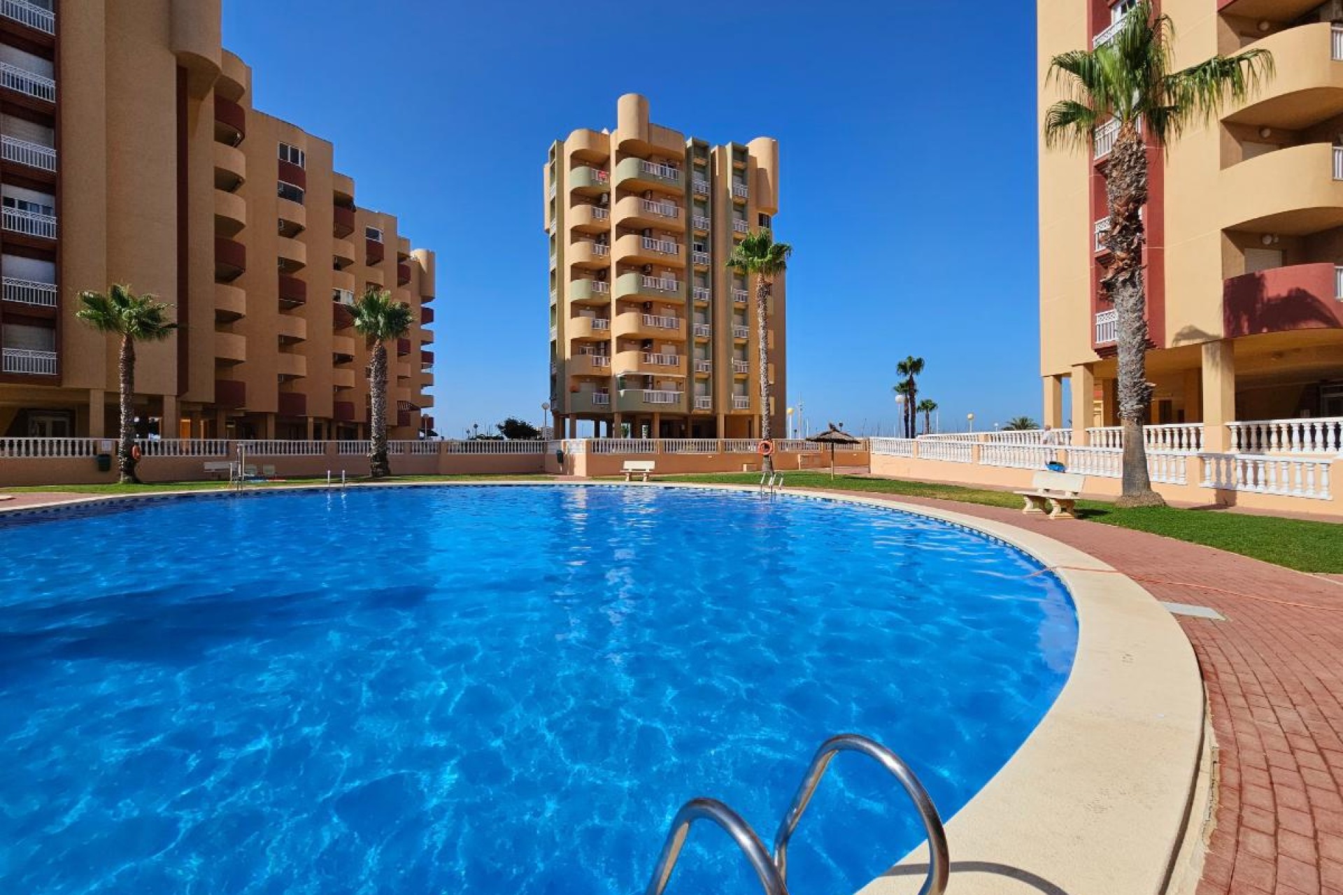 Återförsäljning - Apartment -
La Manga del Mar Menor - Costa Calida