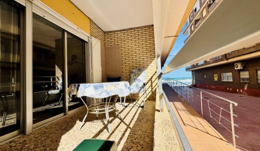 Återförsäljning - Apartment -
La Mata - Costa Blanca