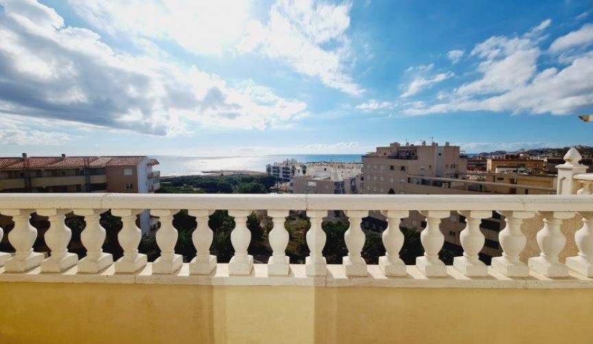 Återförsäljning - Apartment -
La Mata - Costa Blanca