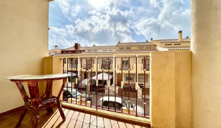 Återförsäljning - Apartment -
La Zenia - Costa Blanca