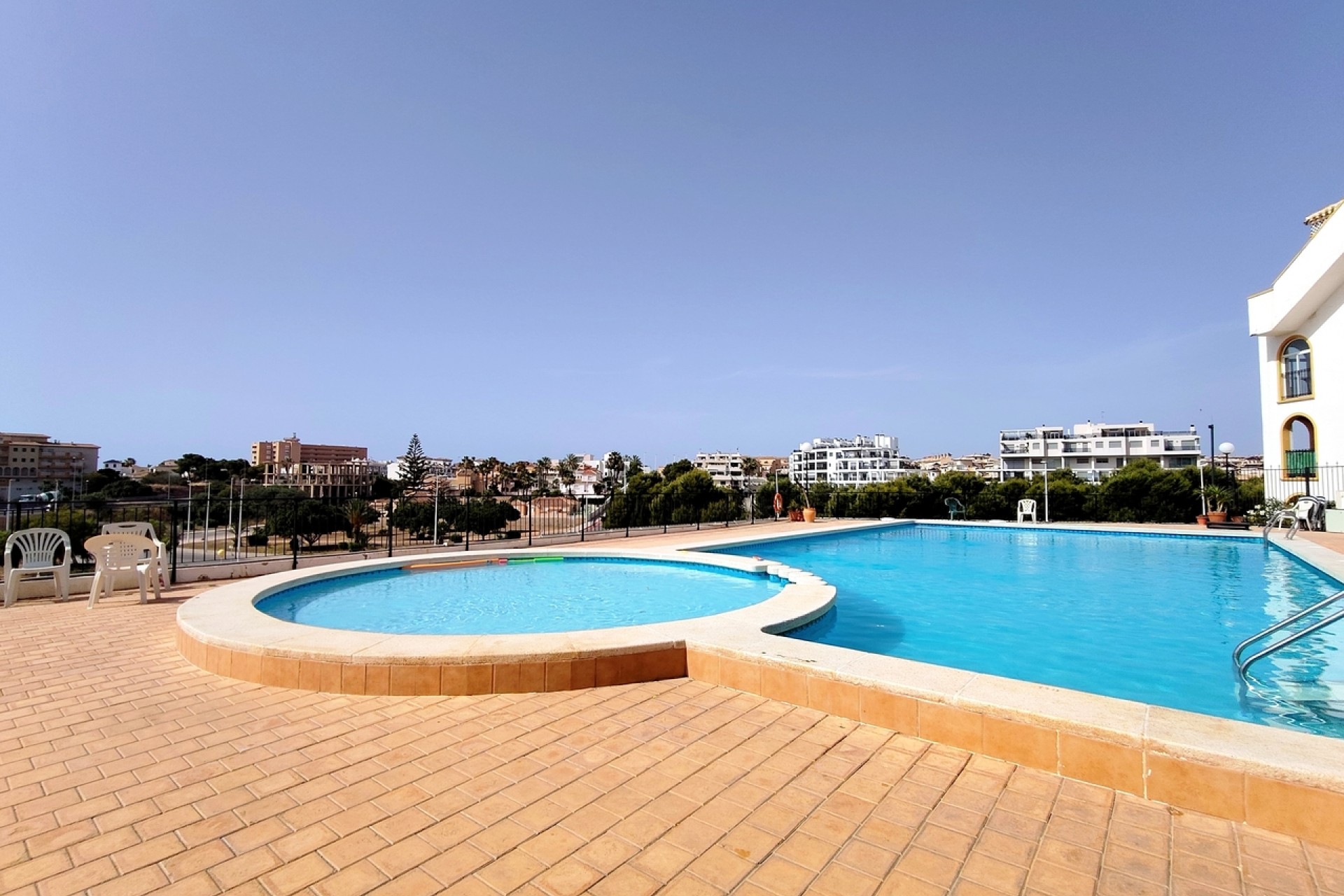 Återförsäljning - Apartment -
La Zenia - Costa Blanca