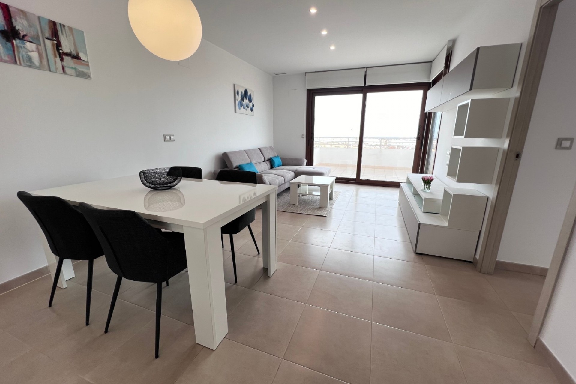 Återförsäljning - Apartment -
Lomas De Campoamor - Inland