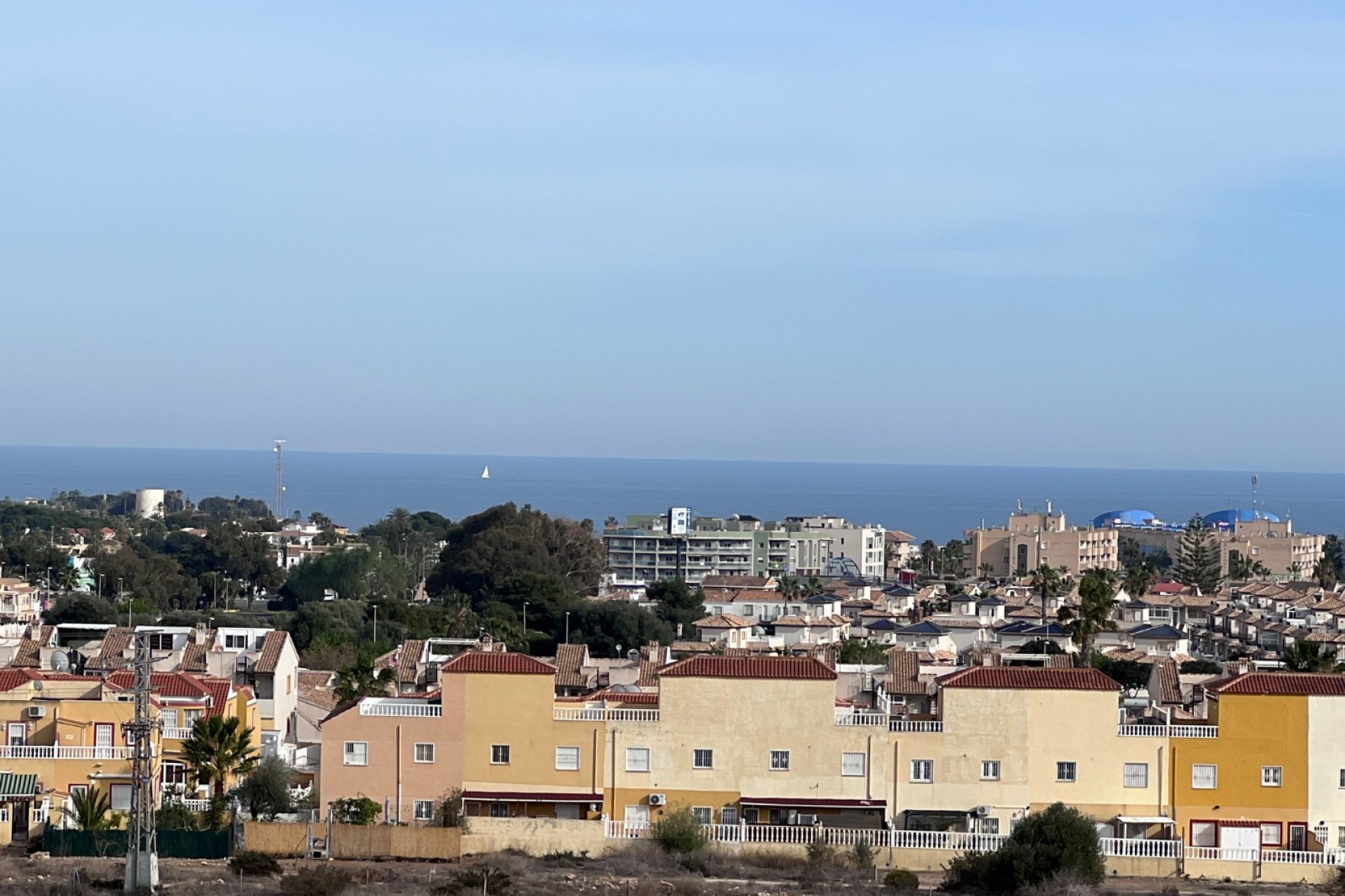 Återförsäljning - Apartment -
Lomas De Campoamor - Inland