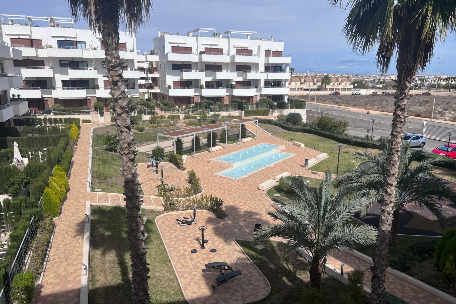 Återförsäljning - Apartment -
Lomas De Campoamor - Inland