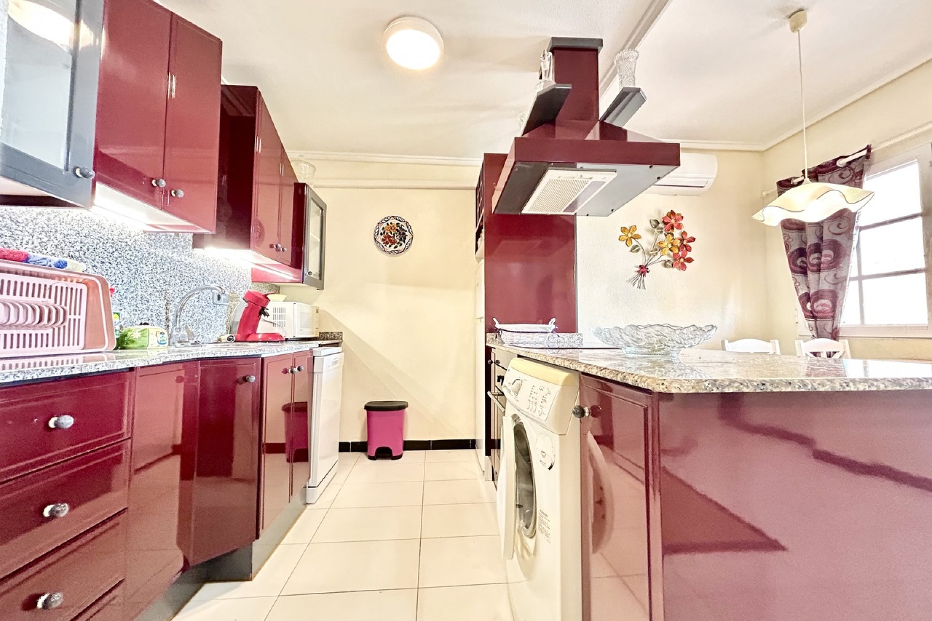 Återförsäljning - Apartment -
Los Altos - Costa Blanca