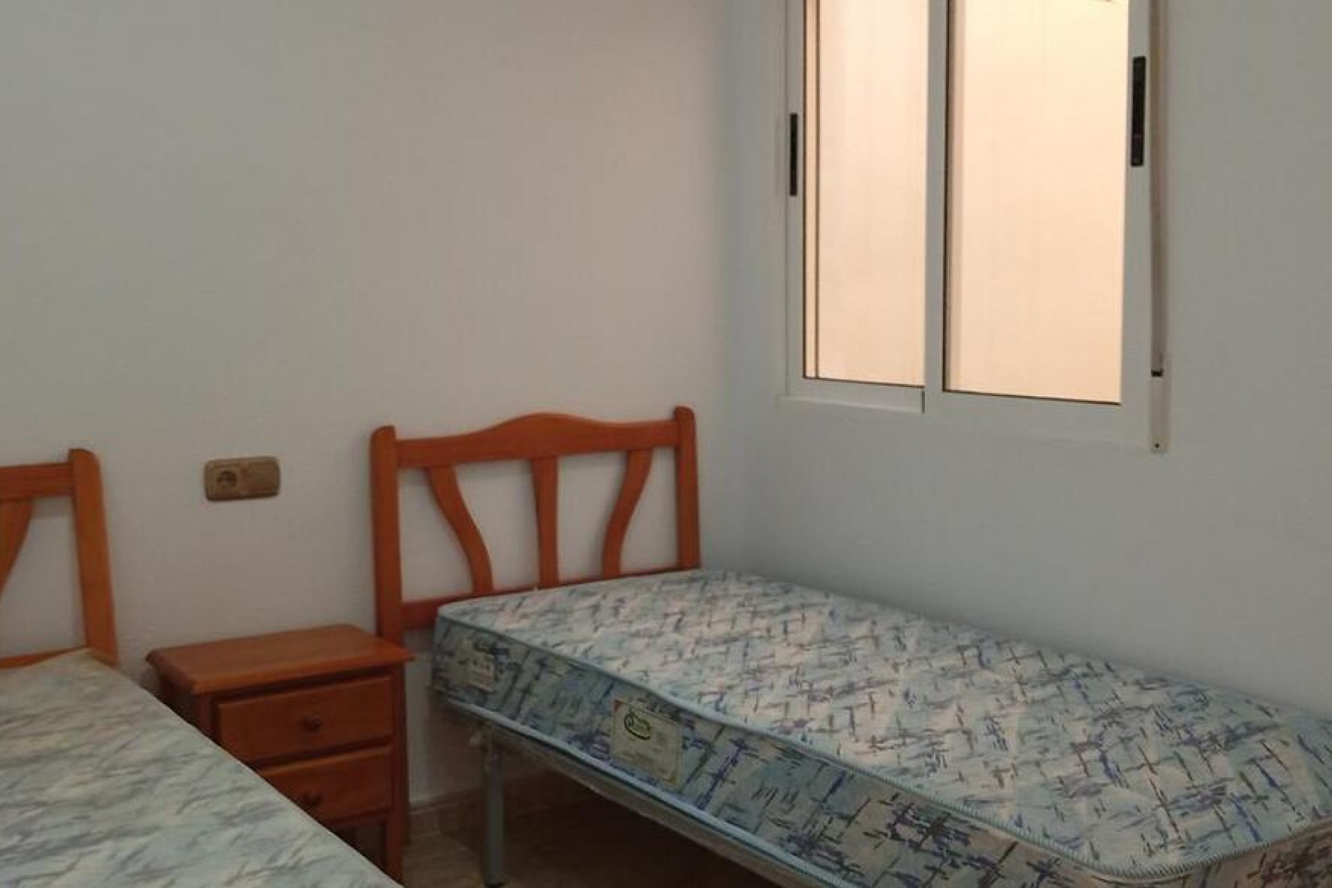 Återförsäljning - Apartment -
Los Montesinos - PUEBLO CENTRO