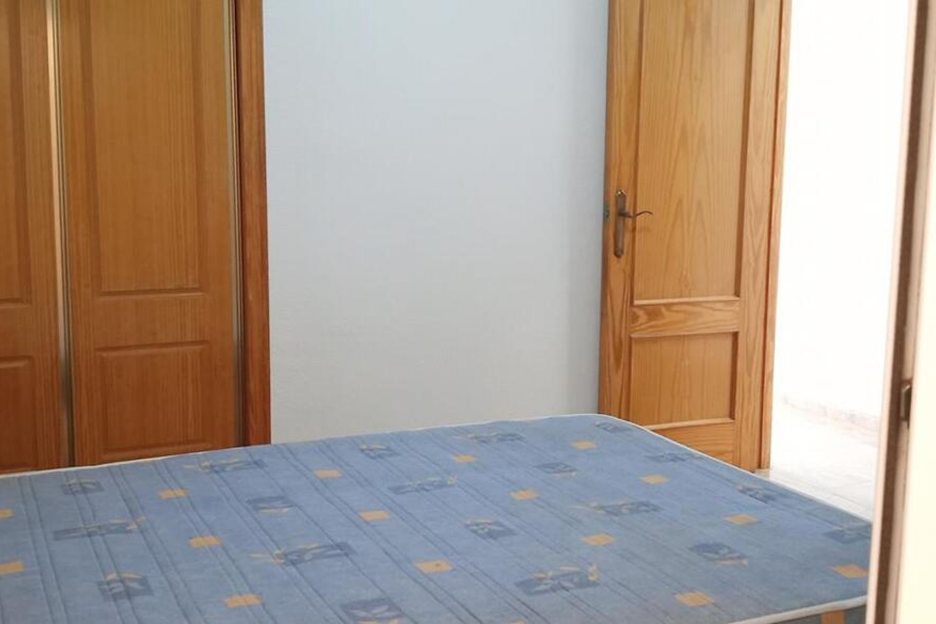 Återförsäljning - Apartment -
Los Montesinos - PUEBLO CENTRO