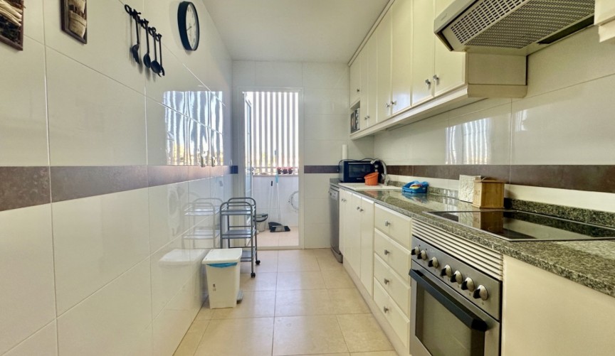 Återförsäljning - Apartment -
Mil Palmeras - Costa Blanca