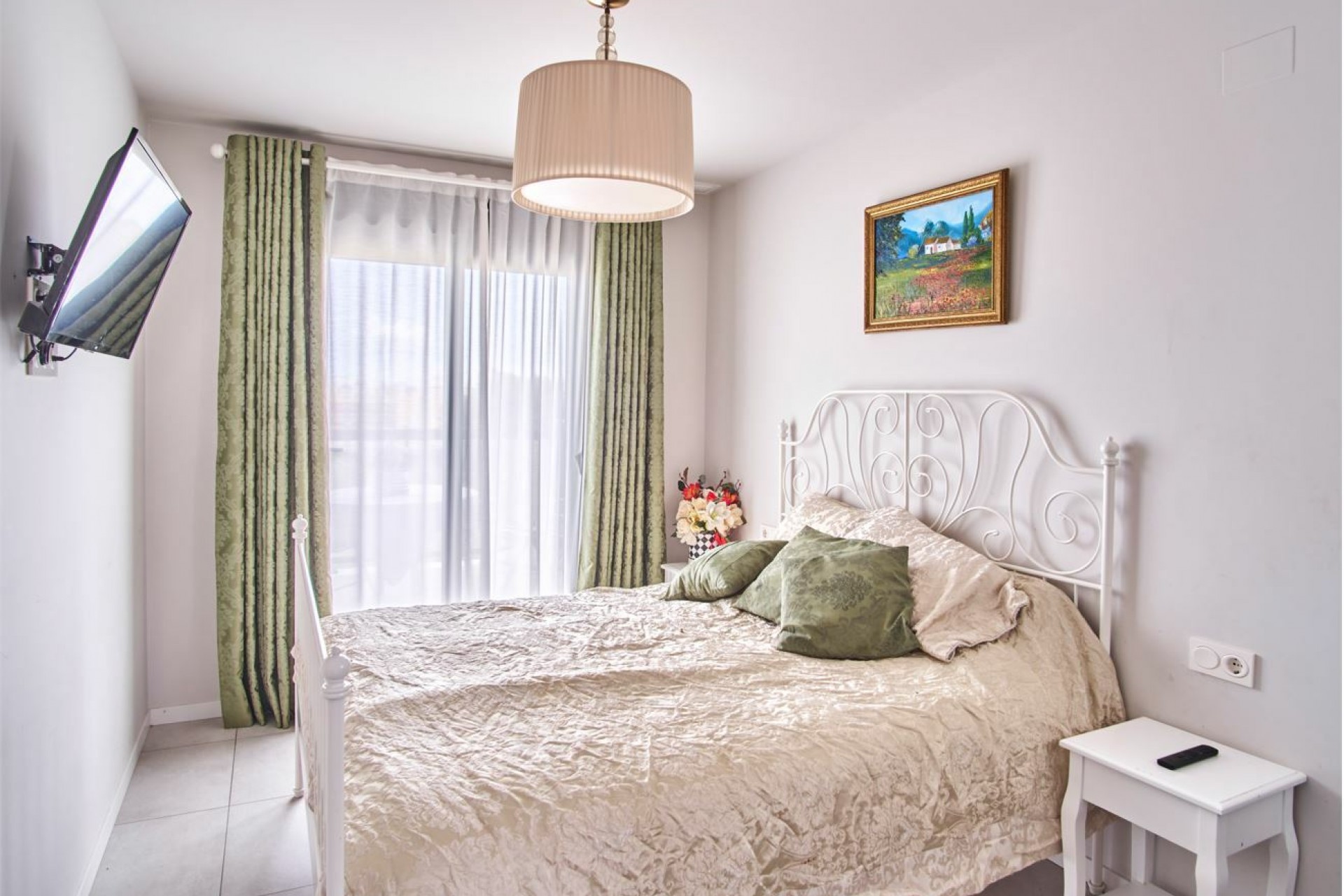 Återförsäljning - Apartment -
Mil Palmeras - Costa Blanca