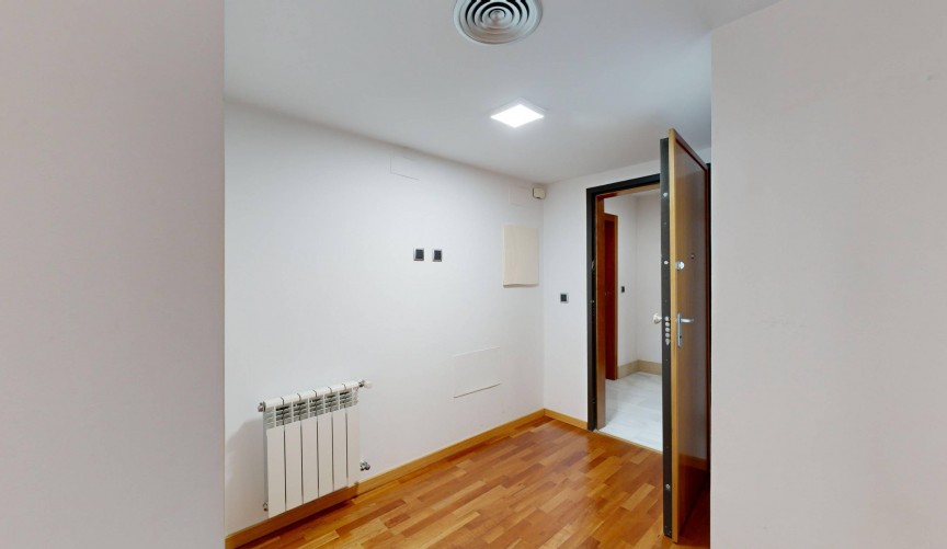 Återförsäljning - Apartment -
Murcia - Gran Via