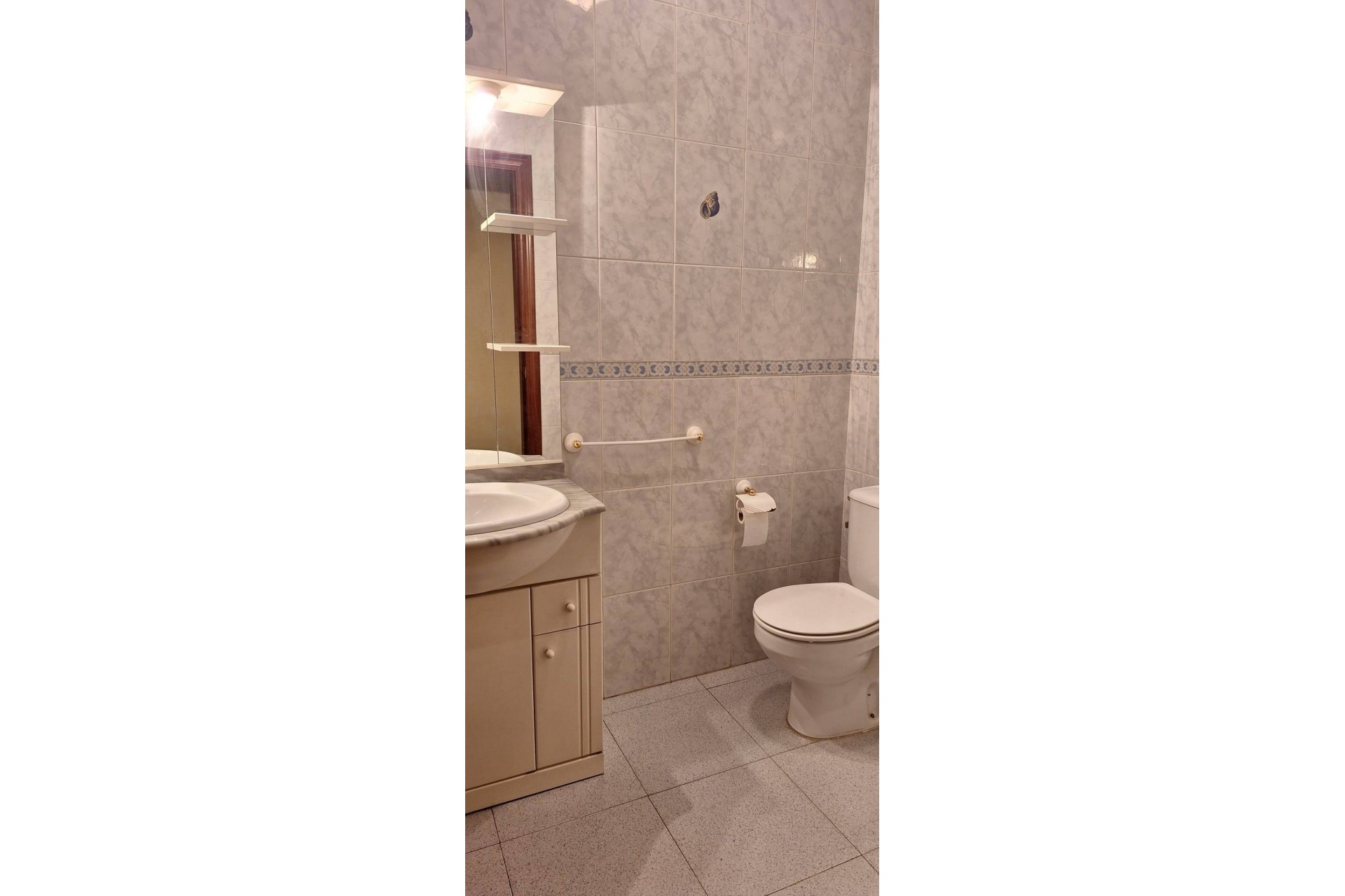 Återförsäljning - Apartment -
Murcia - San Benito-patiño