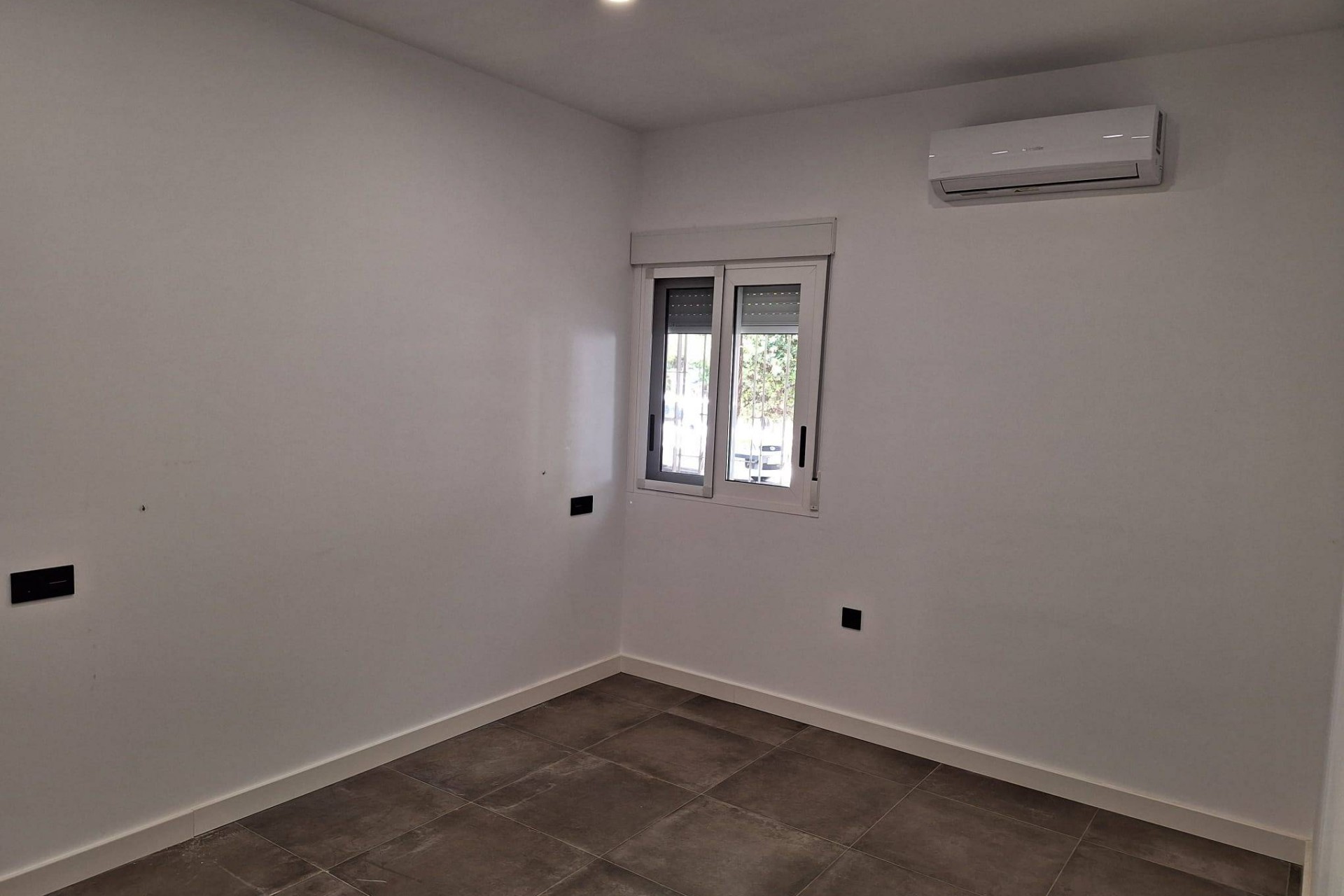 Återförsäljning - Apartment -
Murcia - Vistabella