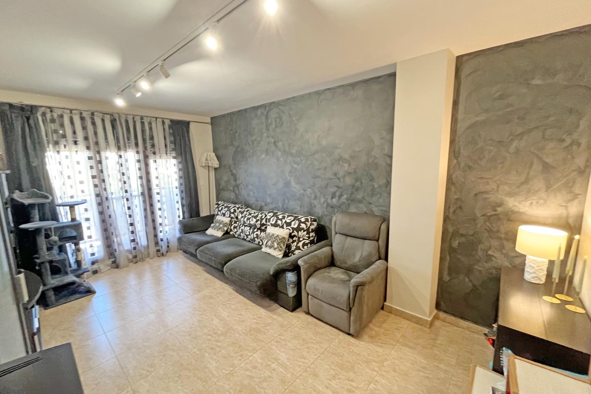 Återförsäljning - Apartment -
Novelda - Barrio San Roque