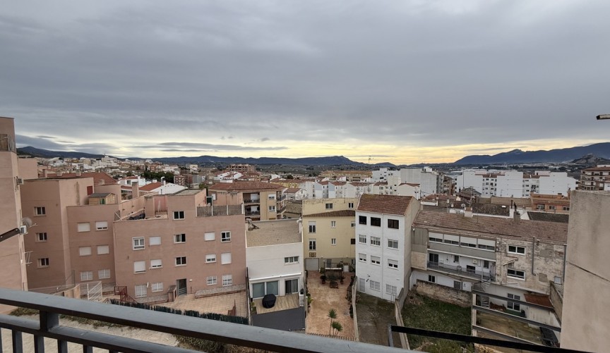 Återförsäljning - Apartment -
Onil - Costa Blanca