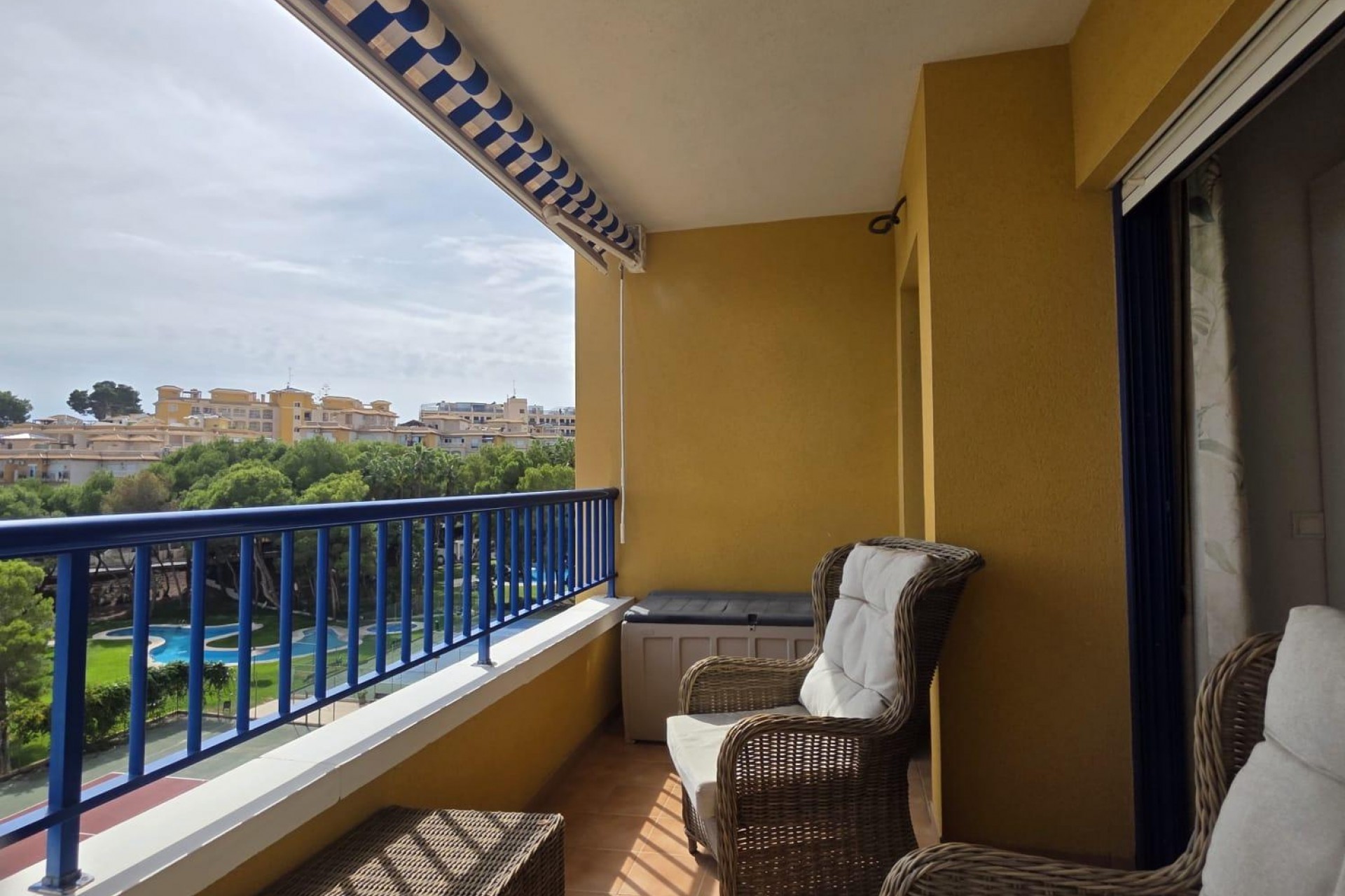 Återförsäljning - Apartment -
Orihuela Costa - Altos De Campoamor