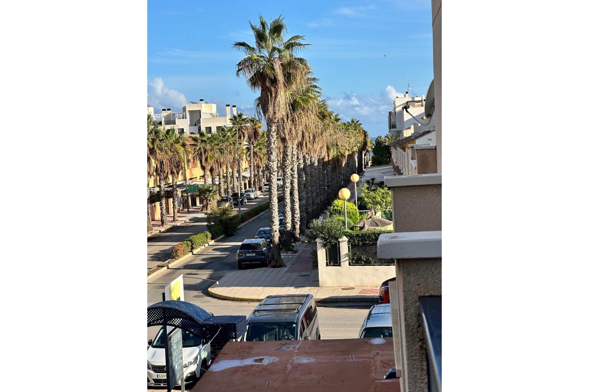 Återförsäljning - Apartment -
Orihuela Costa - Campoamor