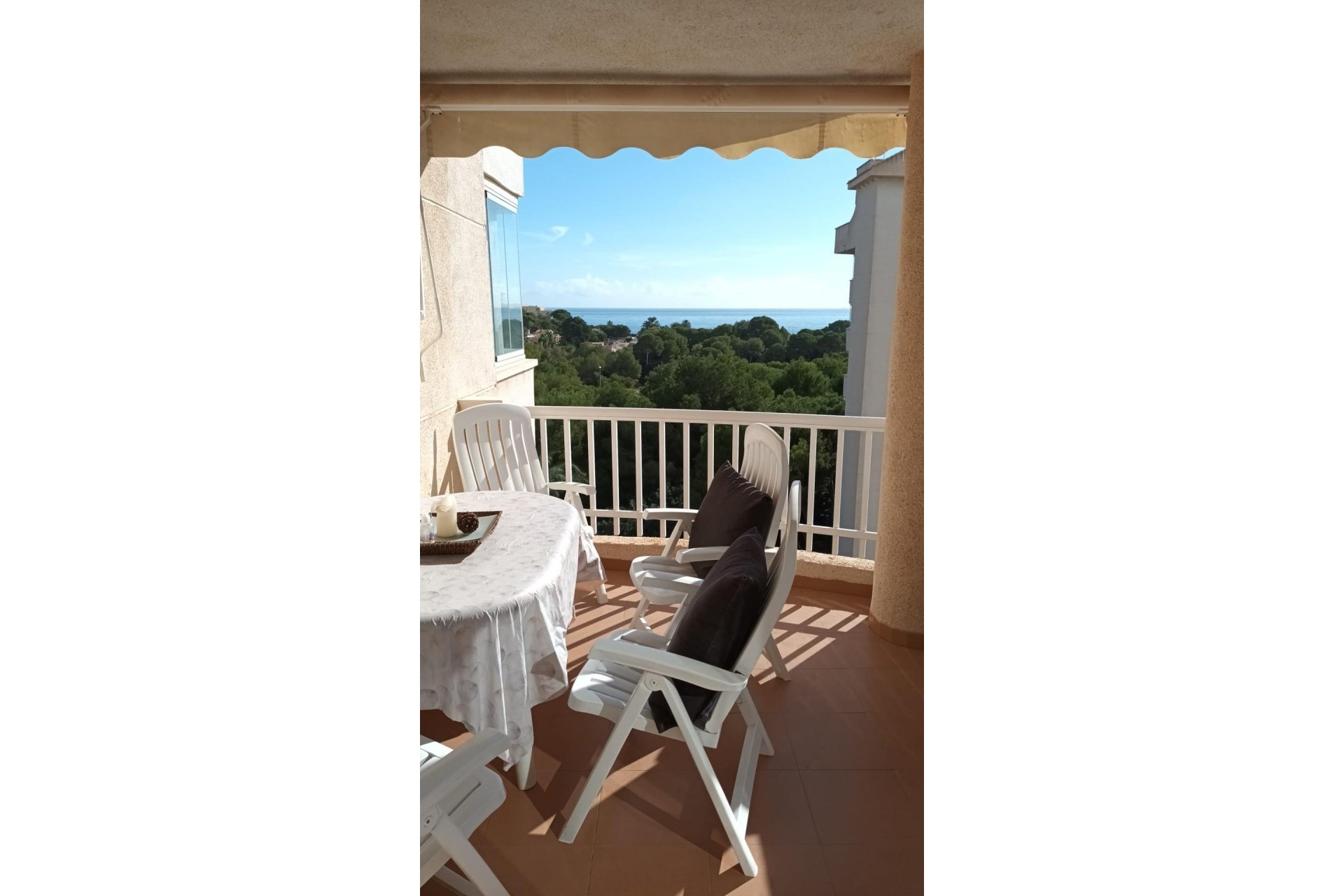 Återförsäljning - Apartment -
Orihuela Costa - Campoamor