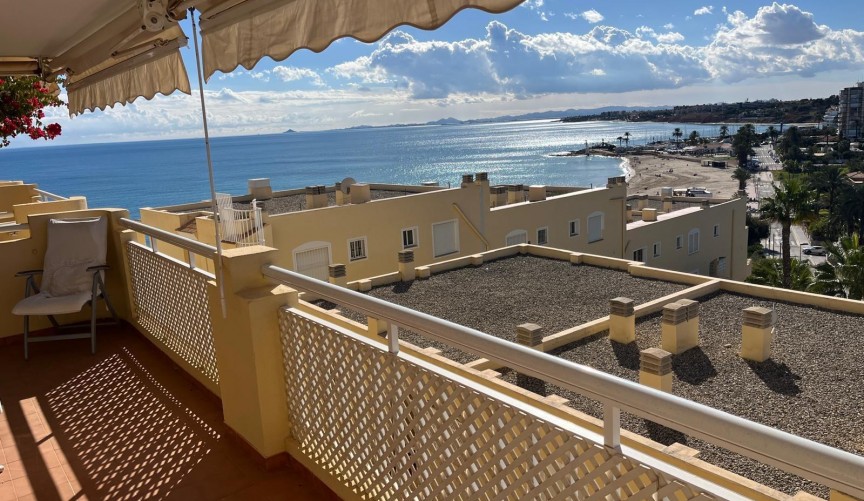 Återförsäljning - Apartment -
Orihuela Costa - Campoamor