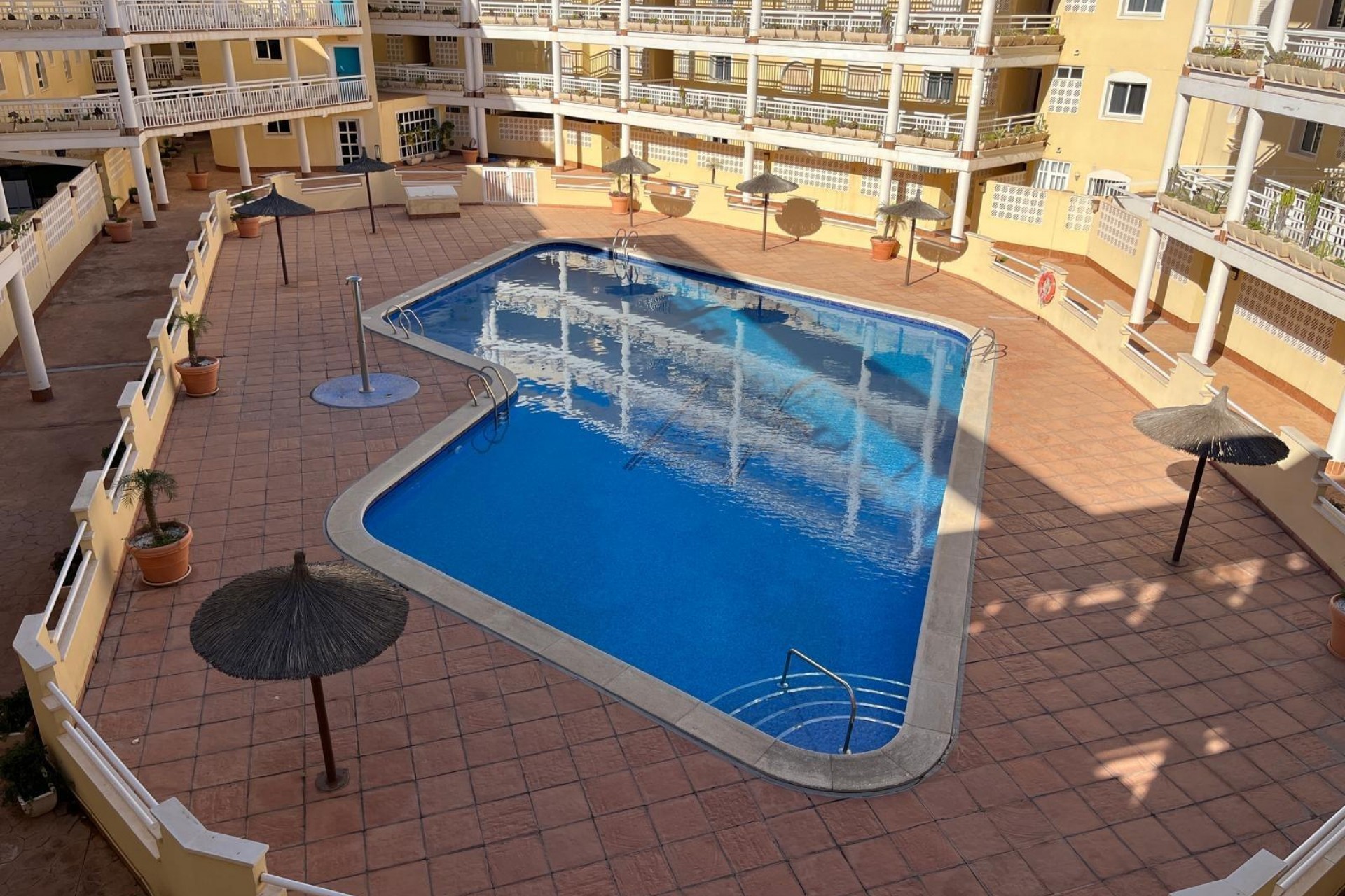 Återförsäljning - Apartment -
Orihuela Costa - Campoamor