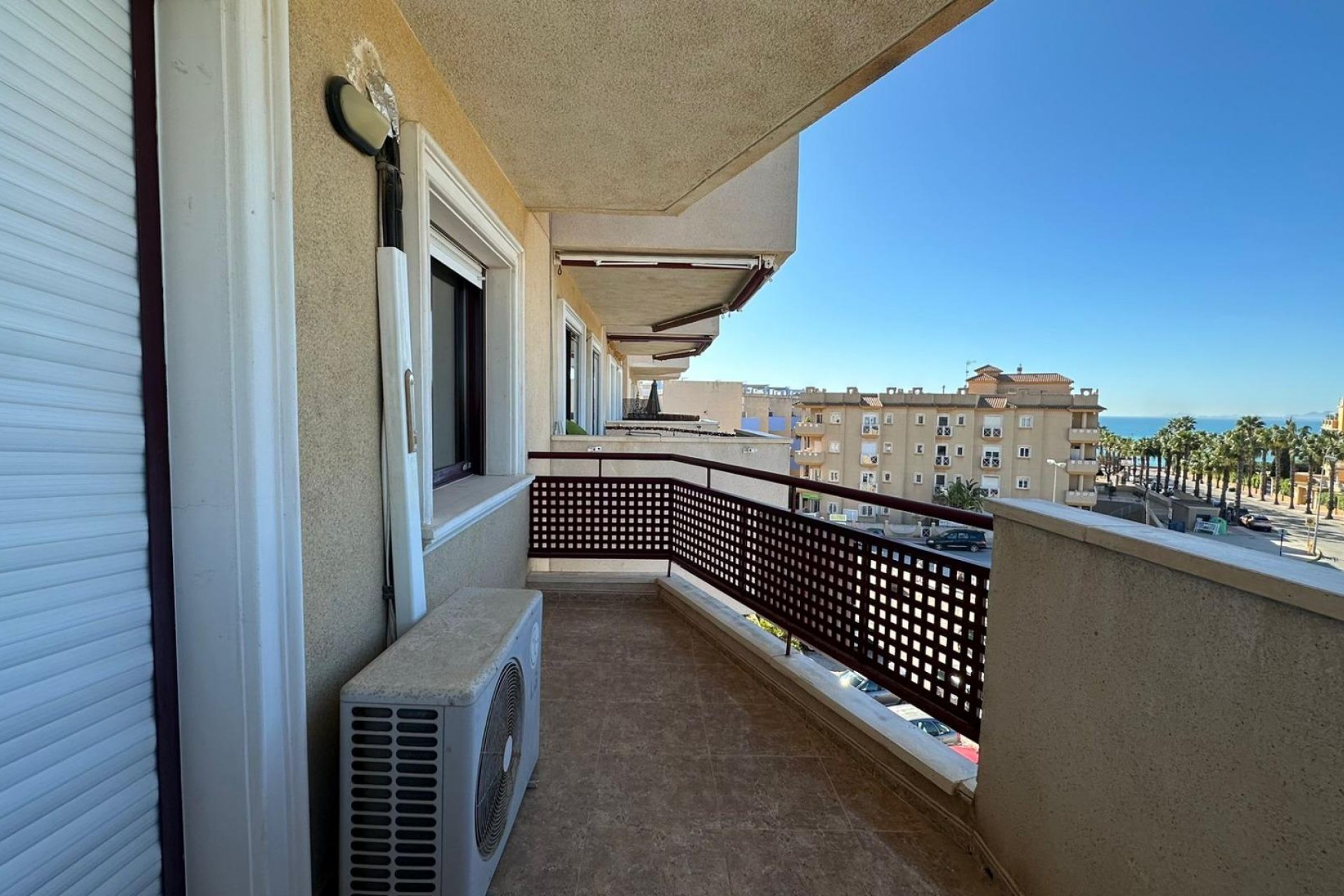 Återförsäljning - Apartment -
Orihuela Costa - Campoamor