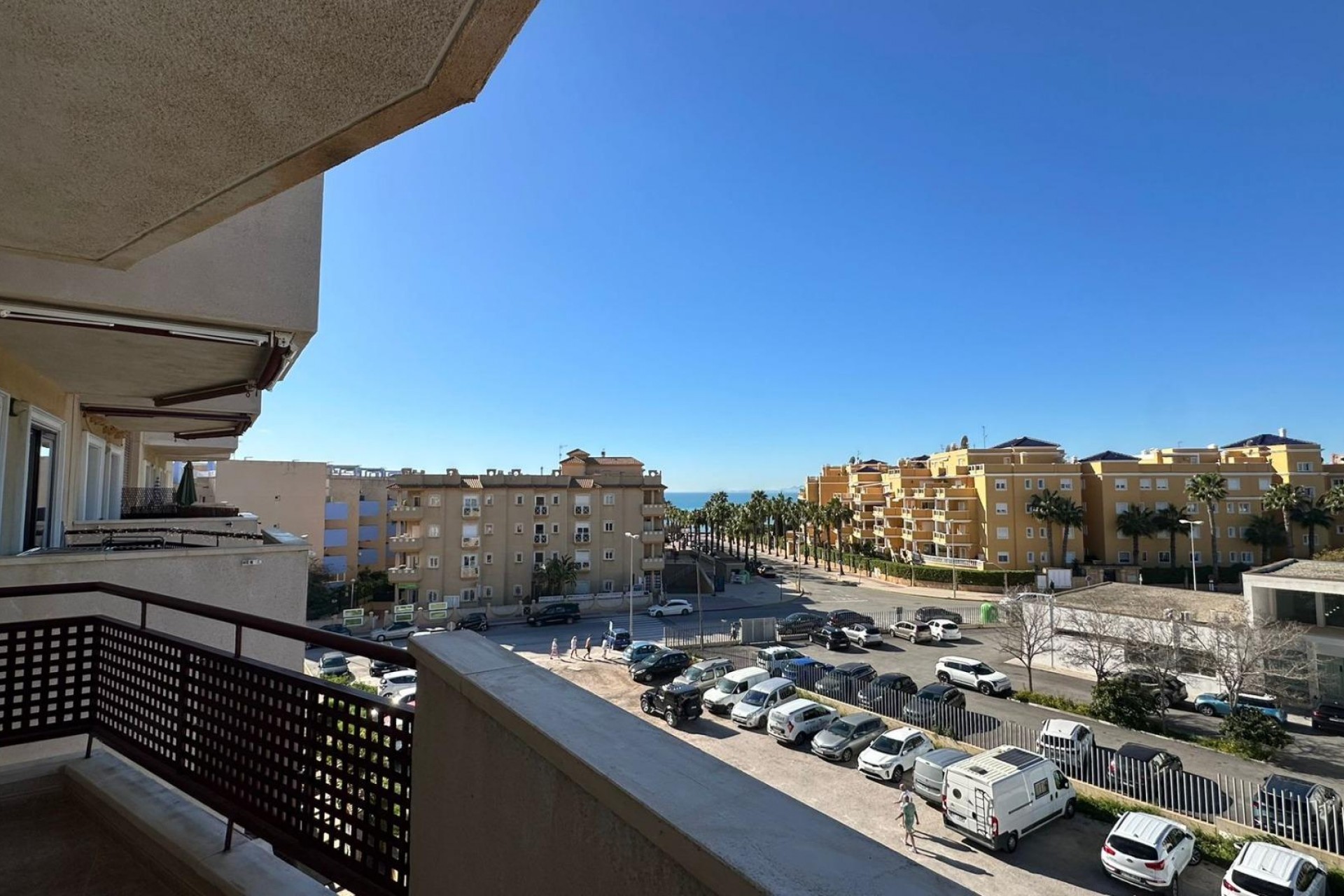 Återförsäljning - Apartment -
Orihuela Costa - Campoamor