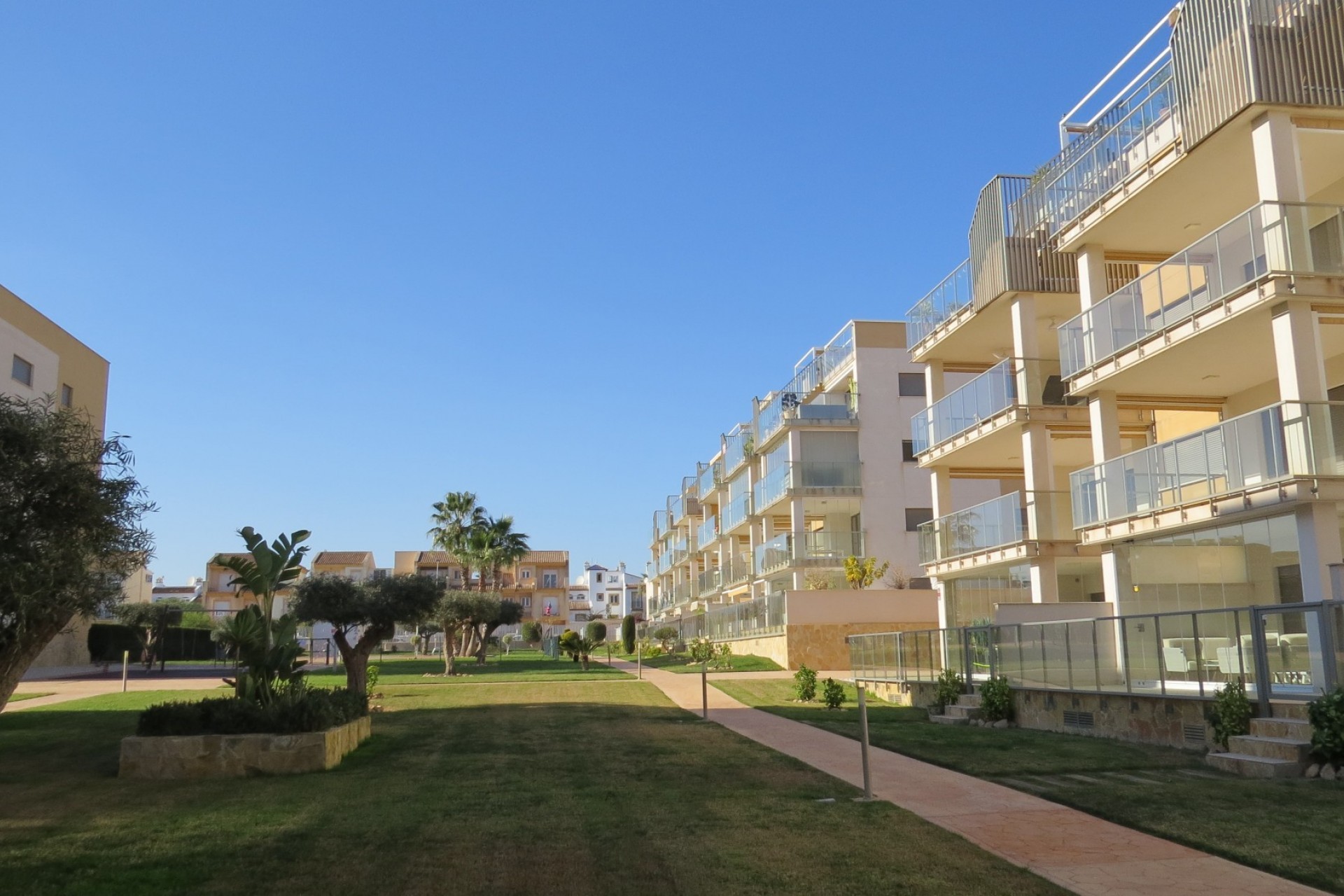 Återförsäljning - Apartment -
Orihuela Costa - Costa Blanca